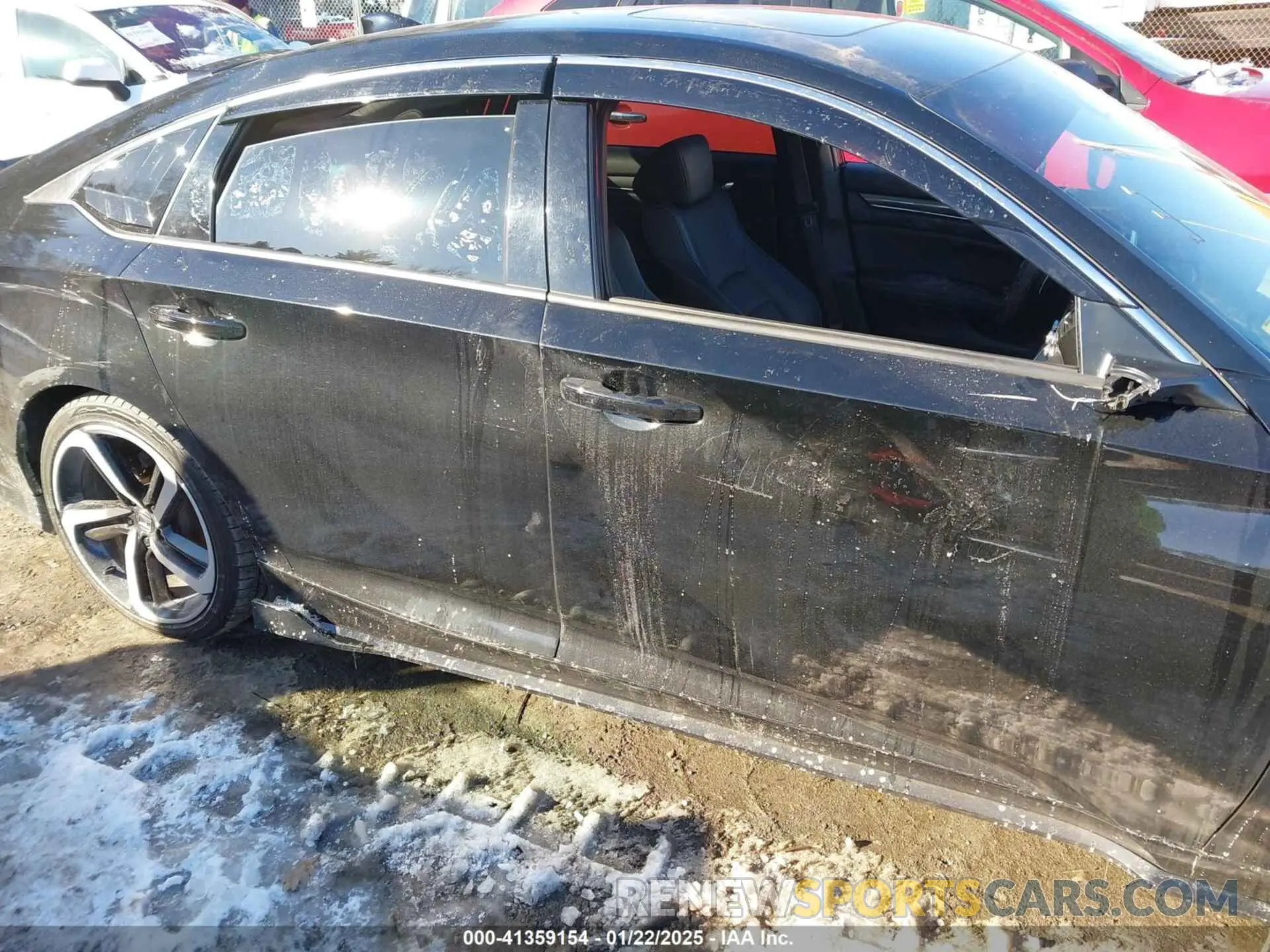 14 Photograph of a damaged car 1HGCV2F31LA013285 HONDA ACCORD 2020