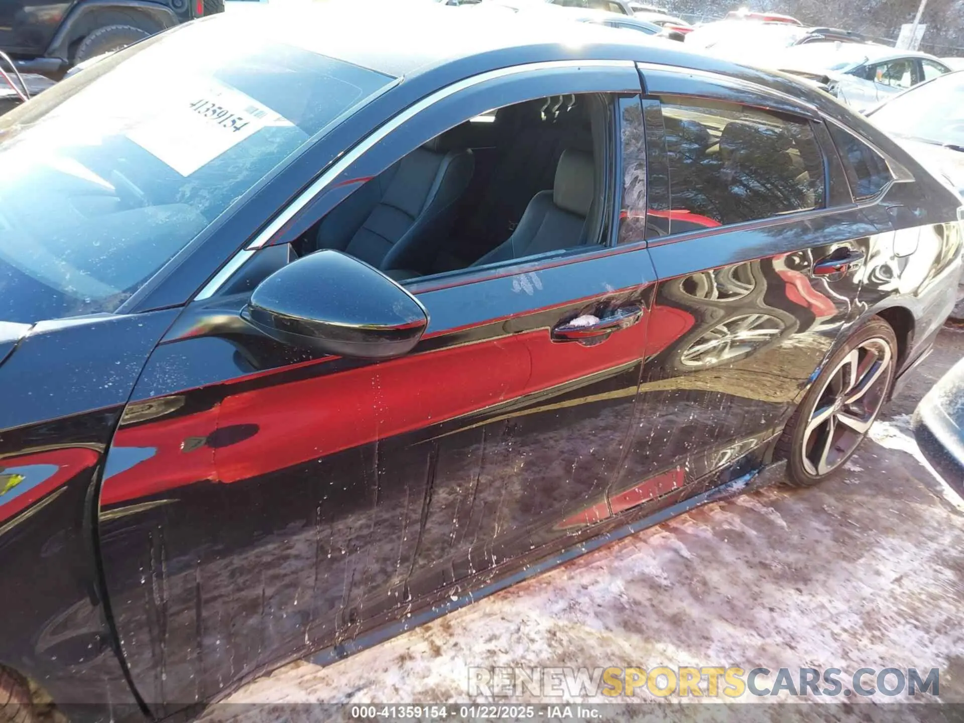 15 Photograph of a damaged car 1HGCV2F31LA013285 HONDA ACCORD 2020