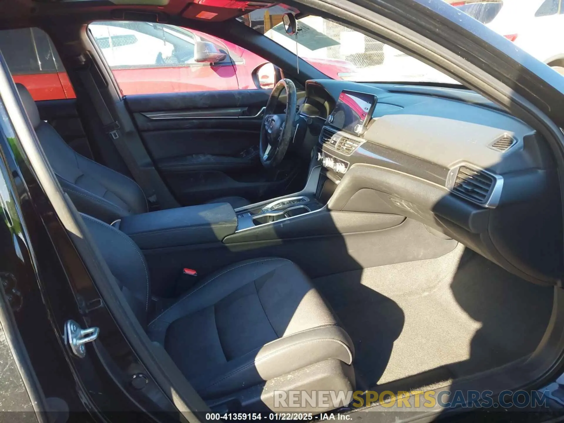 5 Photograph of a damaged car 1HGCV2F31LA013285 HONDA ACCORD 2020