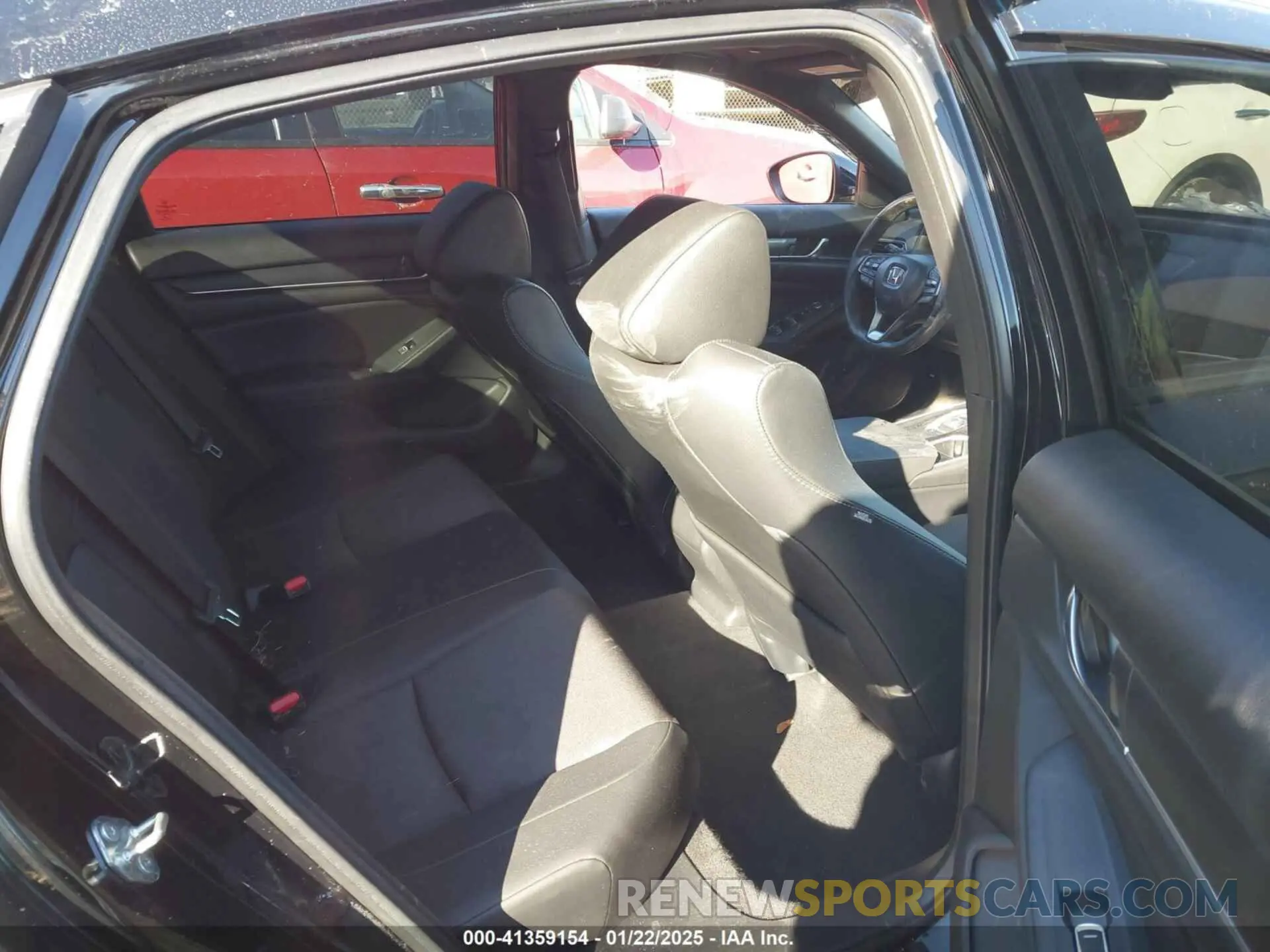 8 Photograph of a damaged car 1HGCV2F31LA013285 HONDA ACCORD 2020