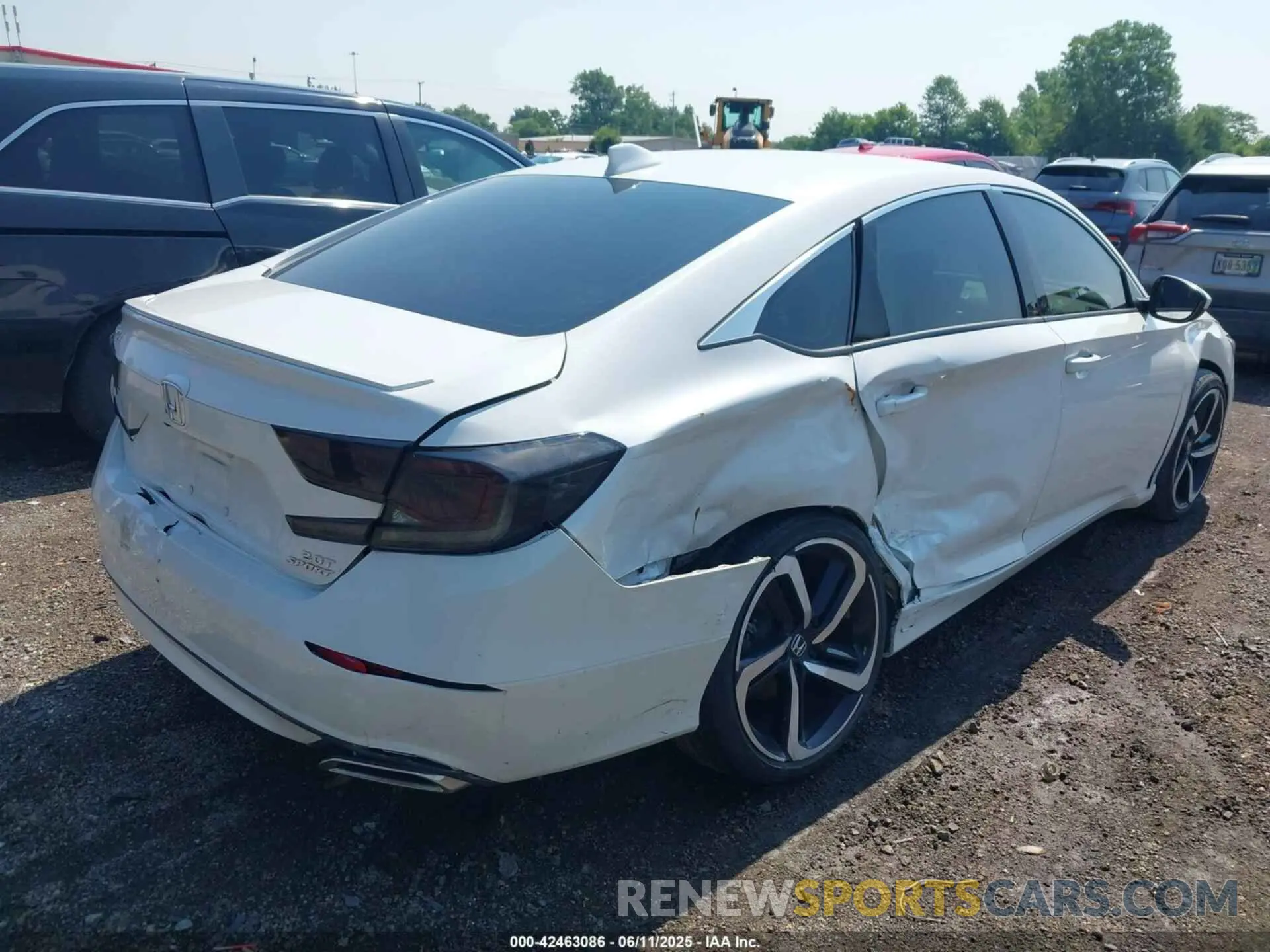4 Photograph of a damaged car 1HGCV2F31LA027476 HONDA ACCORD 2020