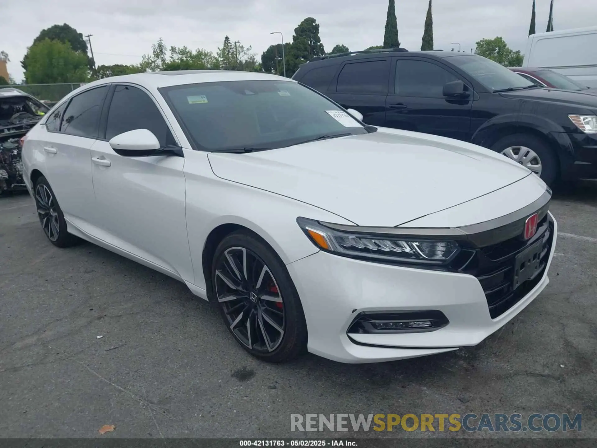 1 Photograph of a damaged car 1HGCV2F32LA020309 HONDA ACCORD 2020