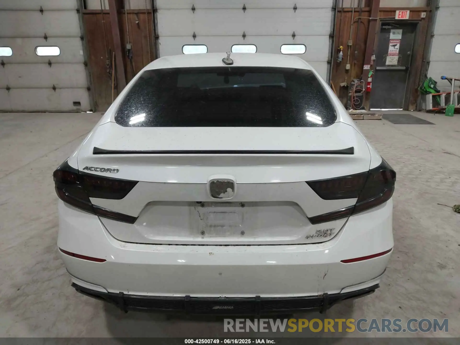 16 Photograph of a damaged car 1HGCV2F32LA024117 HONDA ACCORD 2020