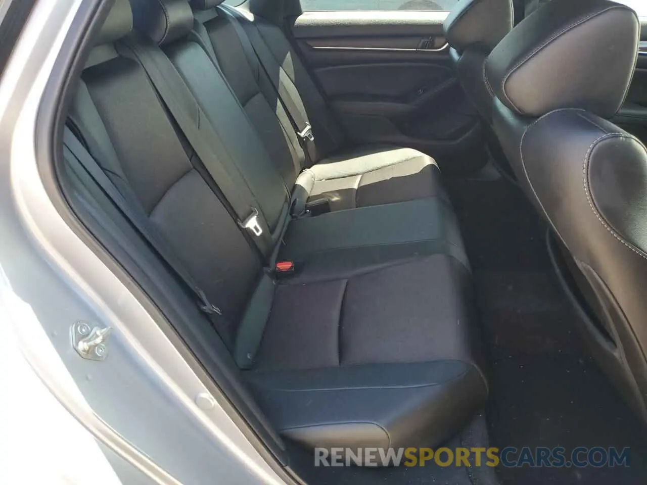 10 Photograph of a damaged car 1HGCV2F33LA012350 HONDA ACCORD 2020