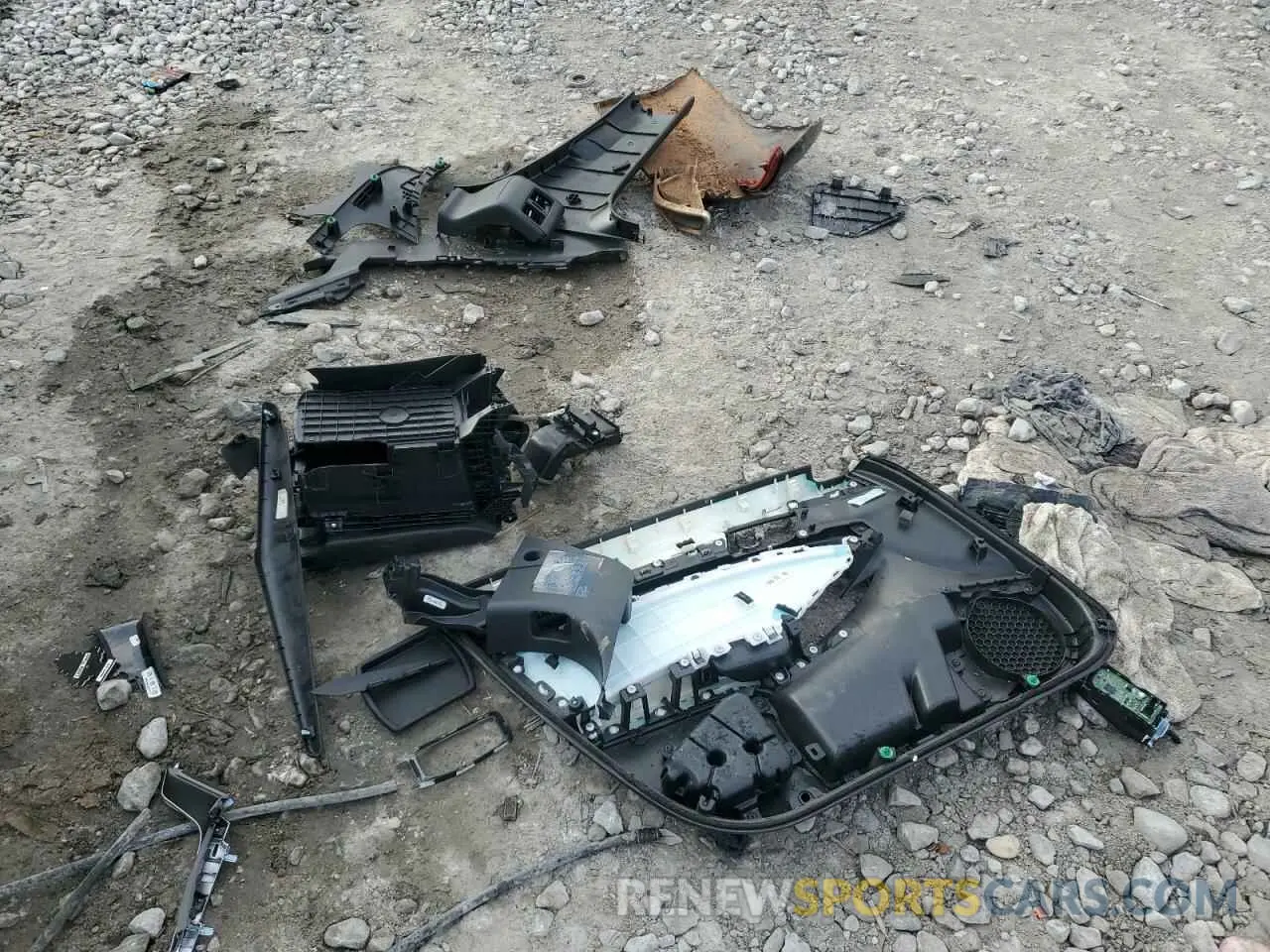 13 Photograph of a damaged car 1HGCV2F33LA031514 HONDA ACCORD 2020