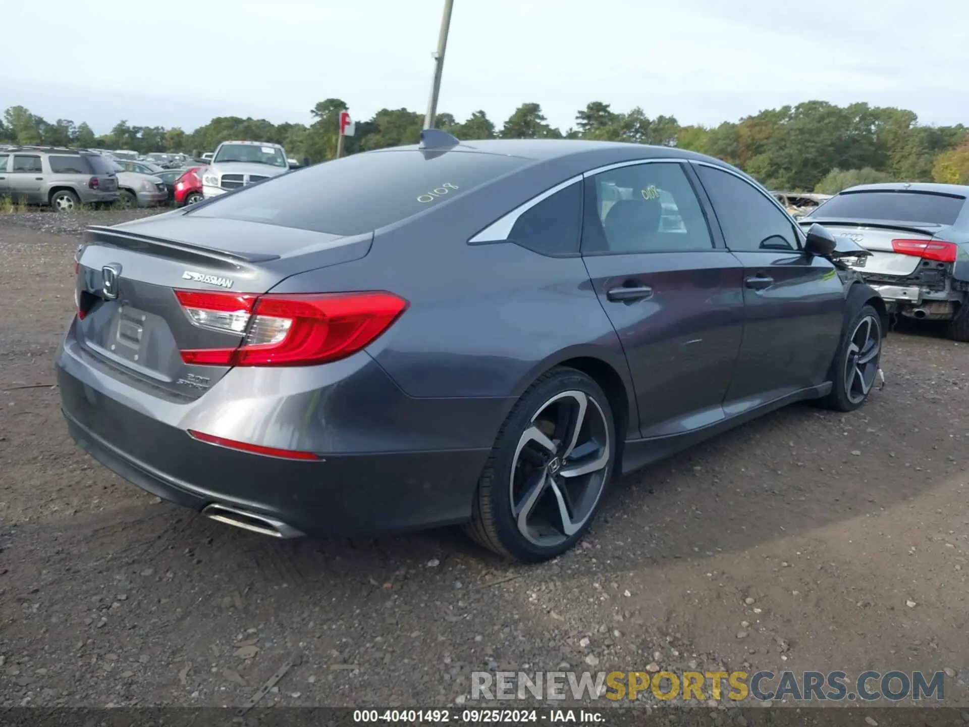 4 Photograph of a damaged car 1HGCV2F34LA015595 HONDA ACCORD 2020