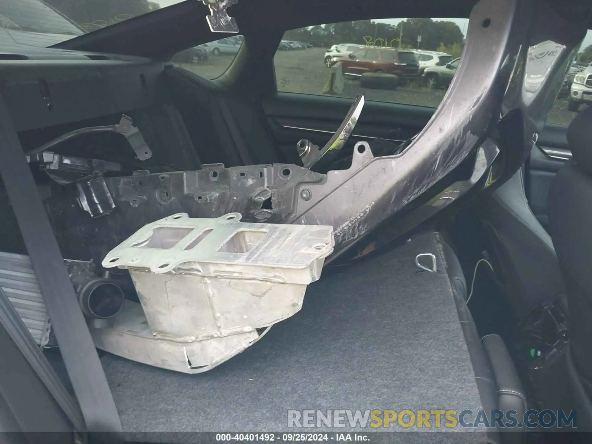 8 Photograph of a damaged car 1HGCV2F34LA015595 HONDA ACCORD 2020