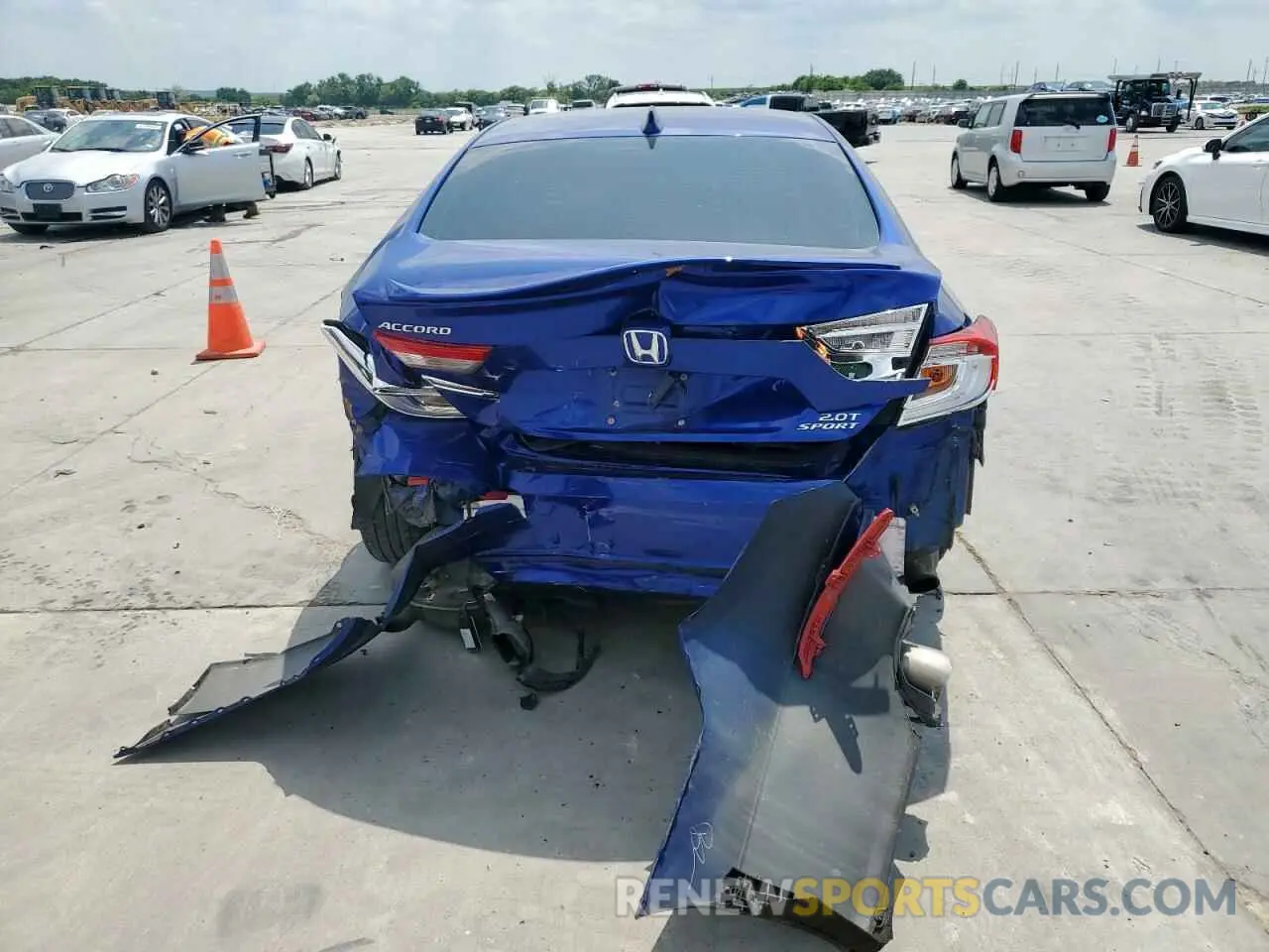 6 Photograph of a damaged car 1HGCV2F35LA004606 HONDA ACCORD 2020