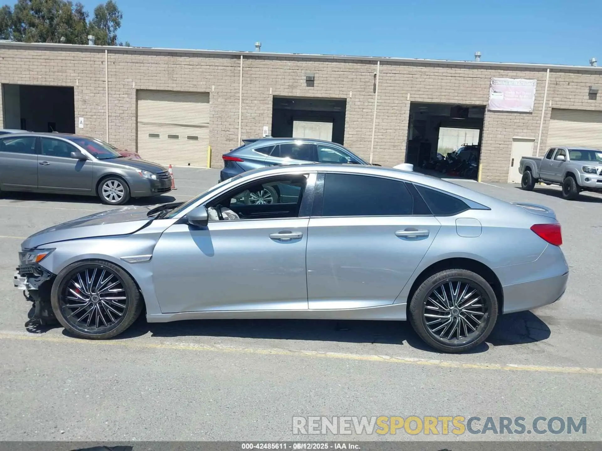 14 Photograph of a damaged car 1HGCV2F36LA016277 HONDA ACCORD 2020