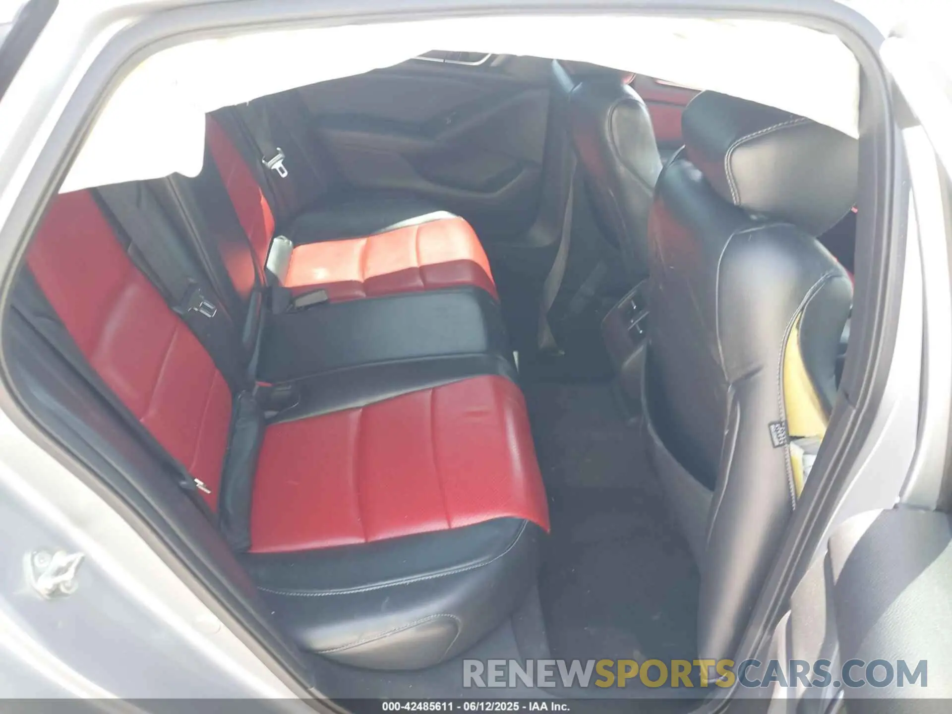 8 Photograph of a damaged car 1HGCV2F36LA016277 HONDA ACCORD 2020