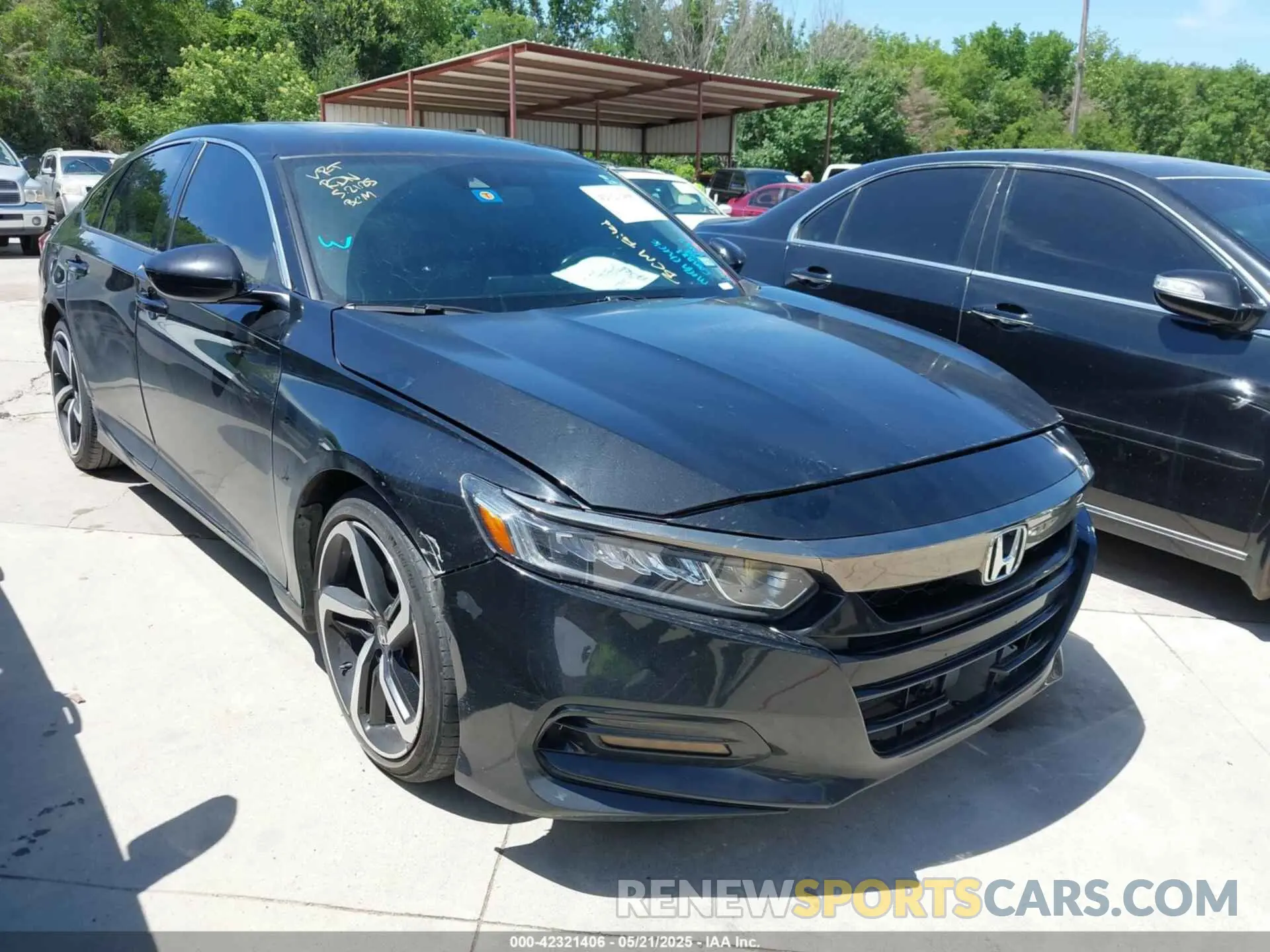 1 Photograph of a damaged car 1HGCV2F36LA019597 HONDA ACCORD 2020