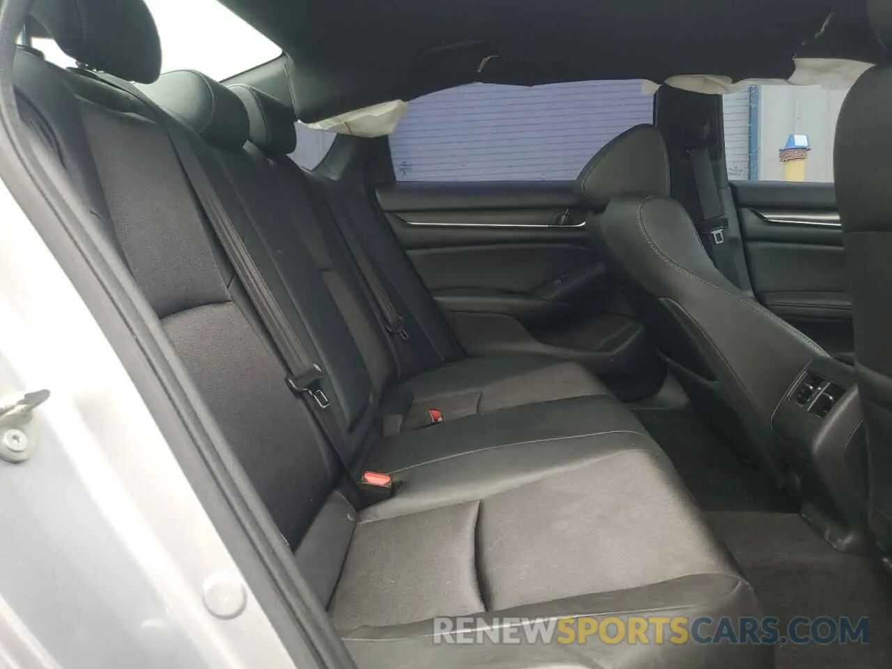 10 Photograph of a damaged car 1HGCV2F37LA016918 HONDA ACCORD 2020