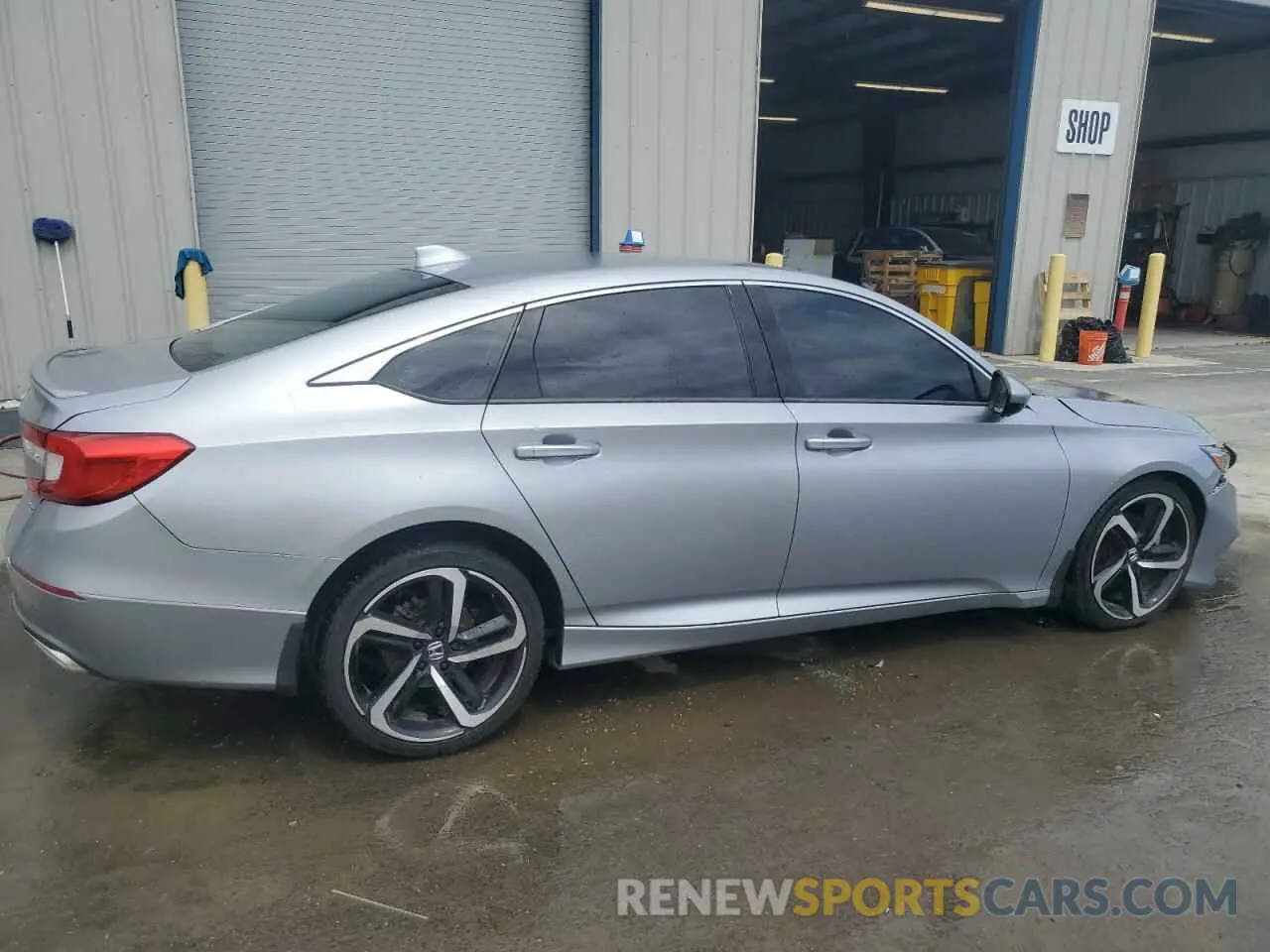3 Photograph of a damaged car 1HGCV2F37LA016918 HONDA ACCORD 2020