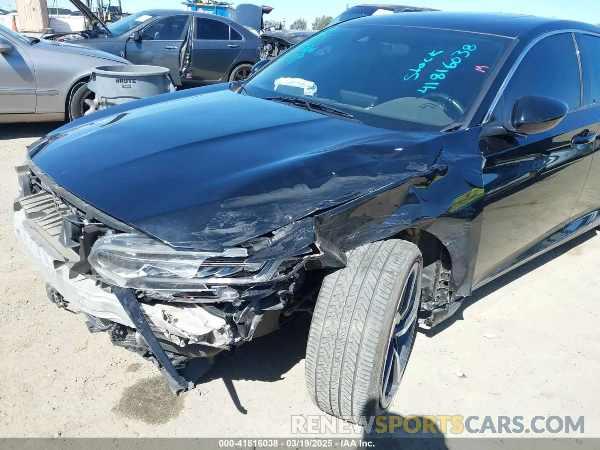 6 Photograph of a damaged car 1HGCV2F37LA018409 HONDA ACCORD 2020