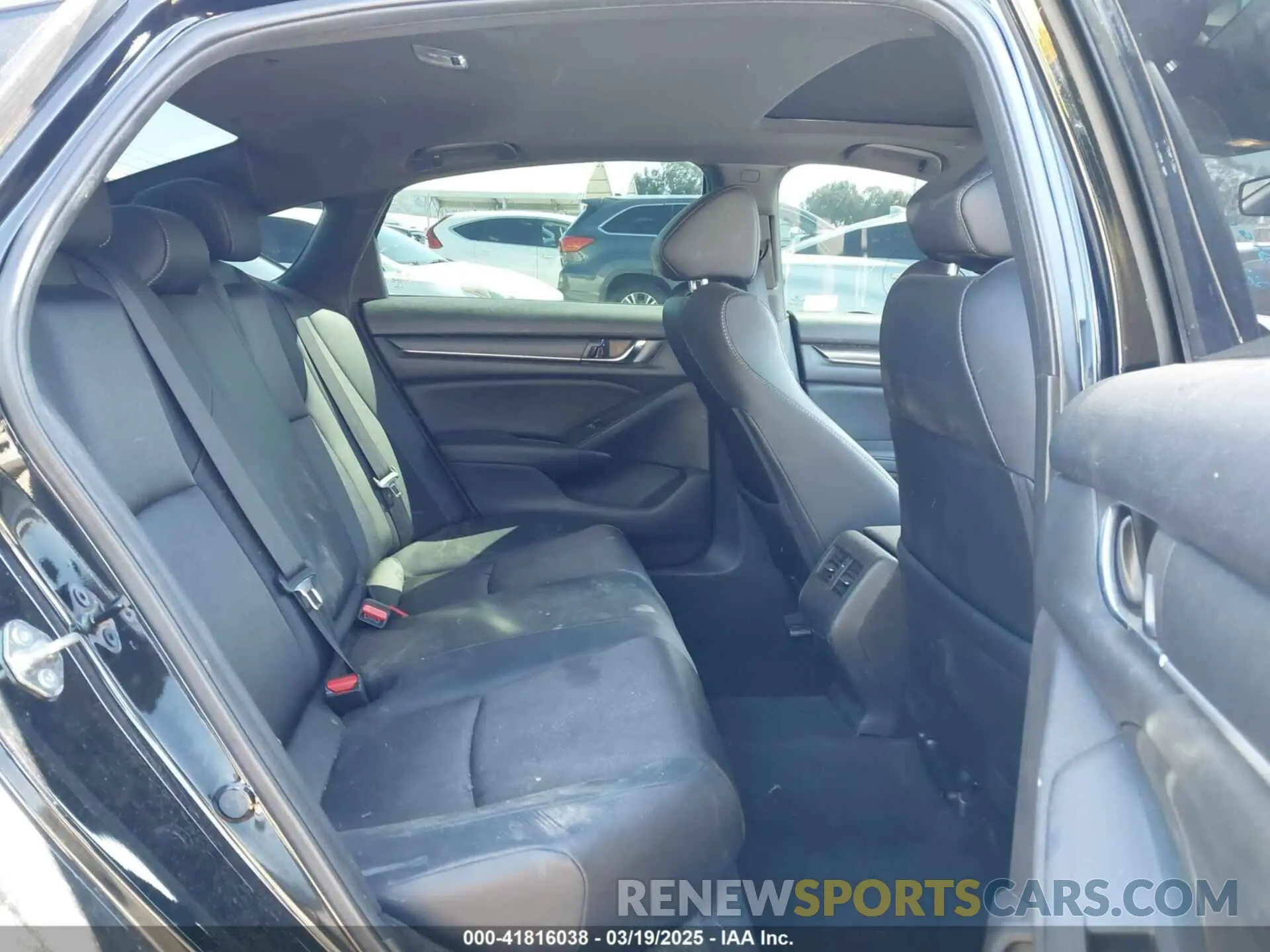 8 Photograph of a damaged car 1HGCV2F37LA018409 HONDA ACCORD 2020