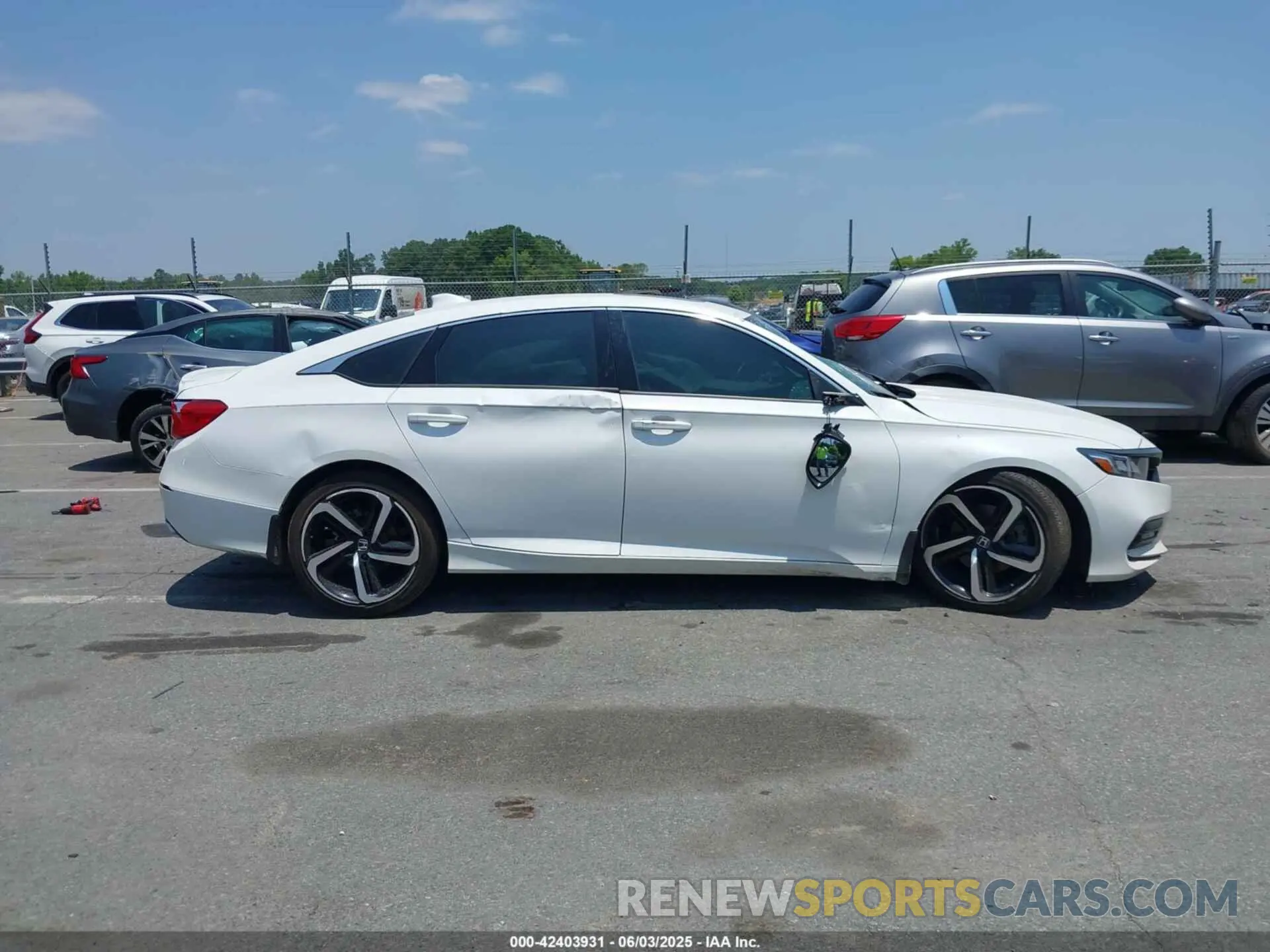 12 Photograph of a damaged car 1HGCV2F38LA007709 HONDA ACCORD 2020