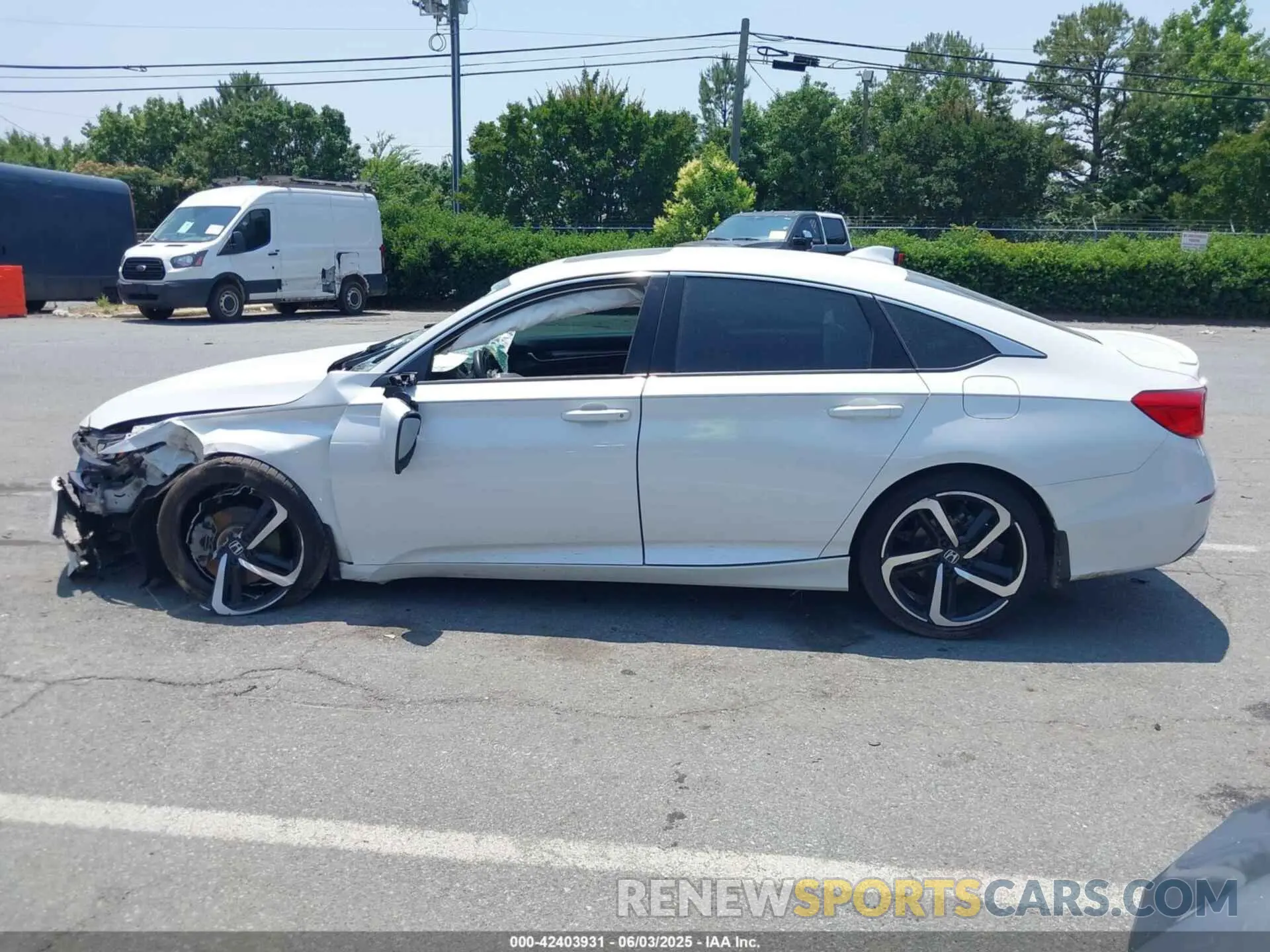 13 Photograph of a damaged car 1HGCV2F38LA007709 HONDA ACCORD 2020
