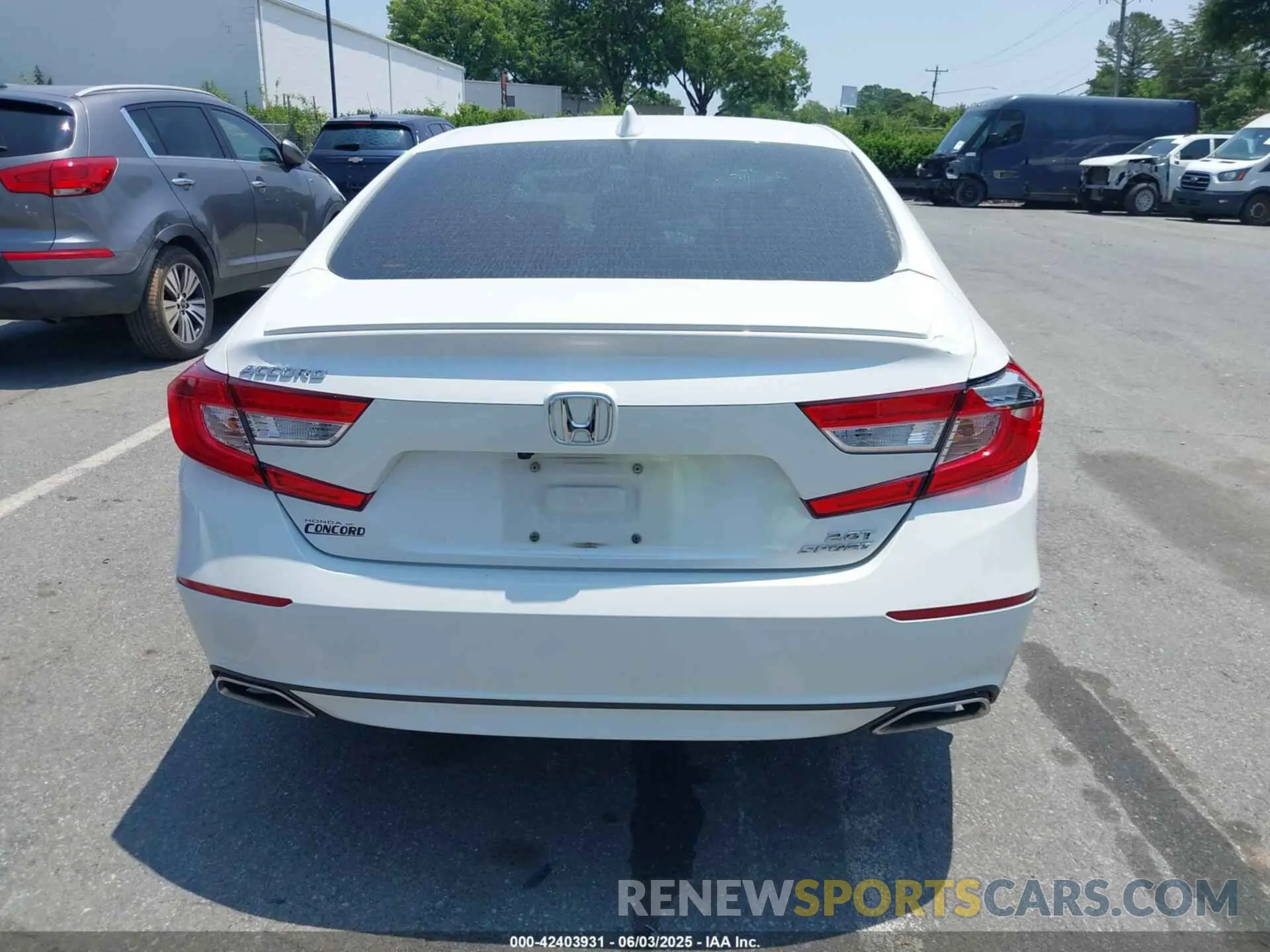 15 Photograph of a damaged car 1HGCV2F38LA007709 HONDA ACCORD 2020