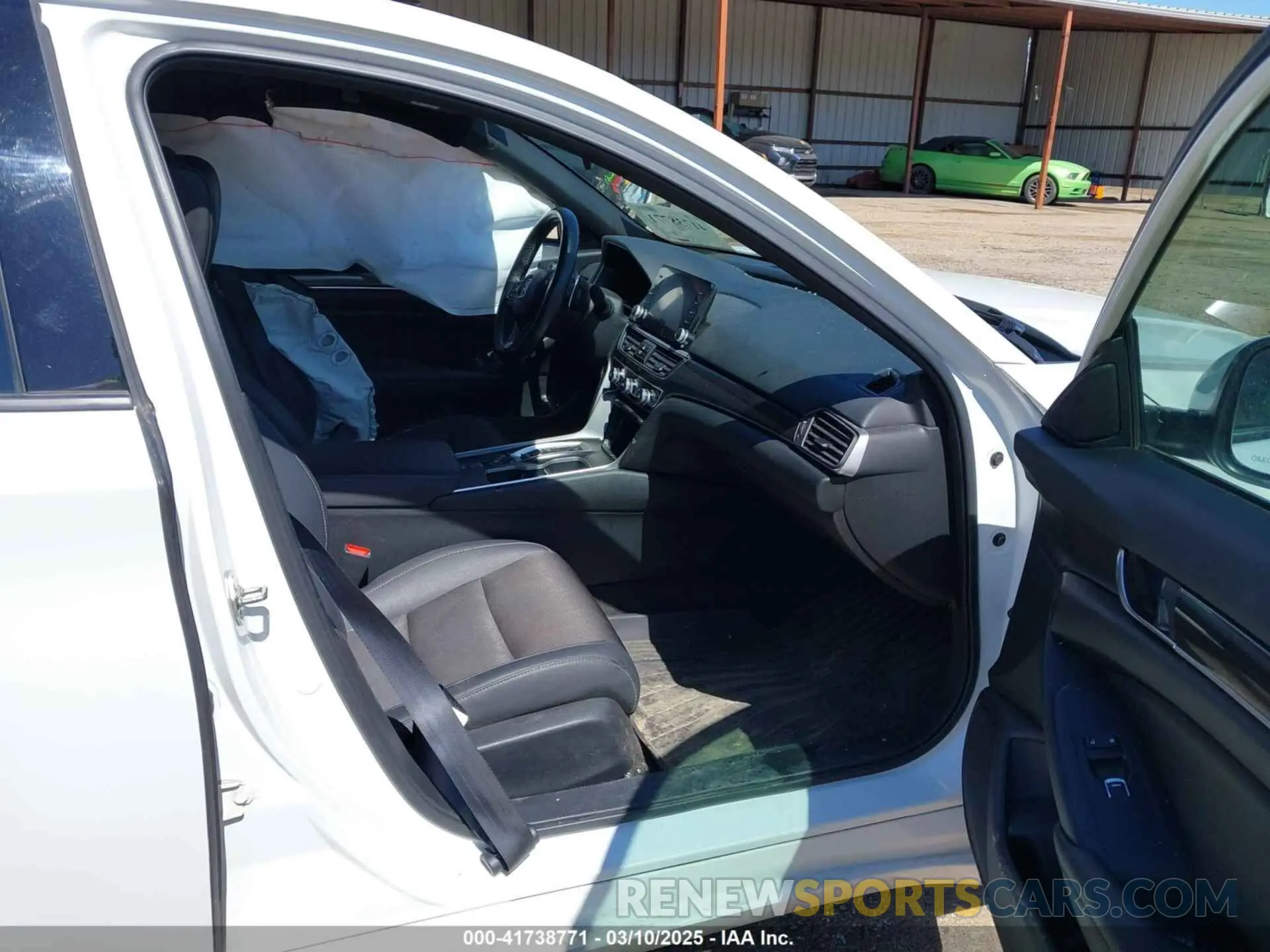 5 Photograph of a damaged car 1HGCV2F38LA008259 HONDA ACCORD 2020
