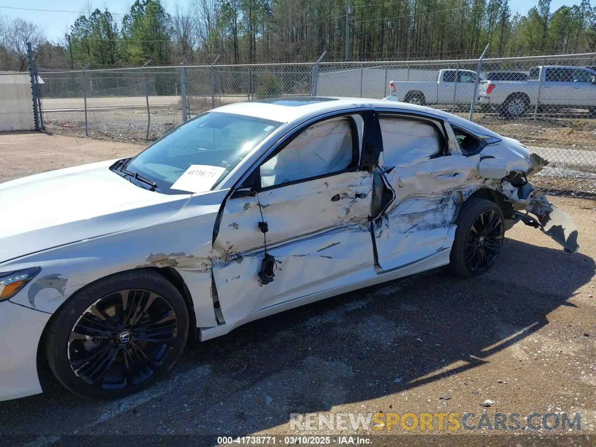 6 Photograph of a damaged car 1HGCV2F38LA008259 HONDA ACCORD 2020