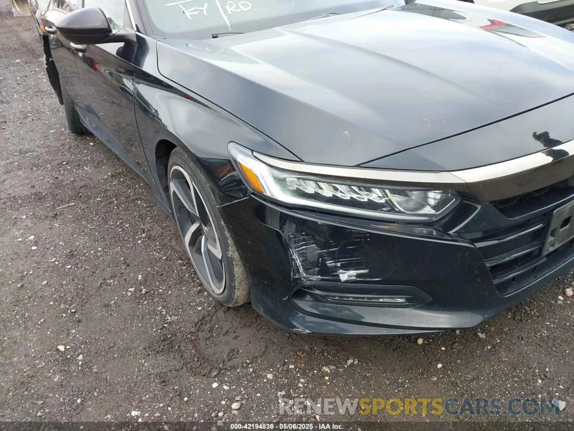 19 Photograph of a damaged car 1HGCV2F38LA023487 HONDA ACCORD 2020