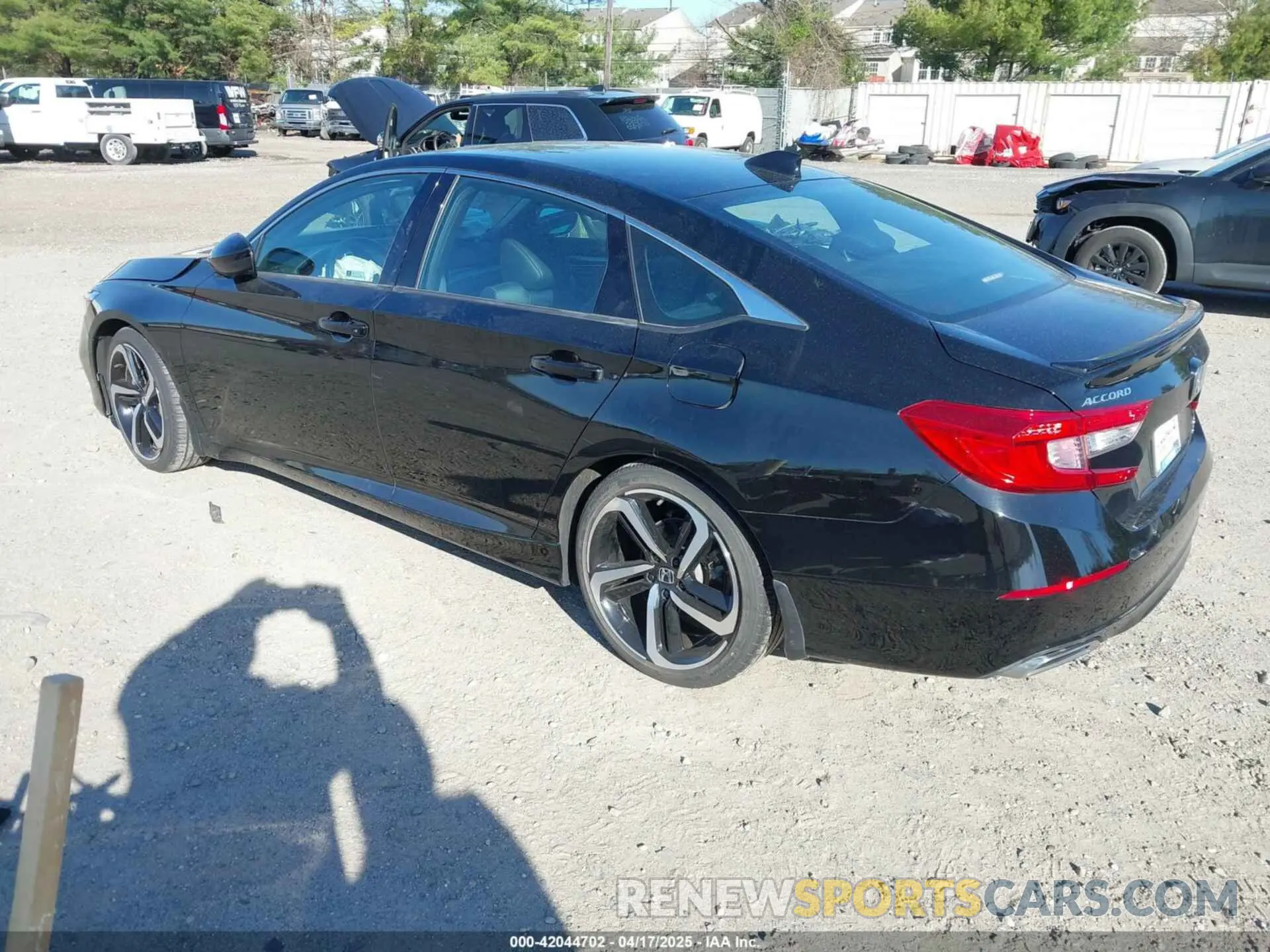 3 Photograph of a damaged car 1HGCV2F38LA027328 HONDA ACCORD 2020