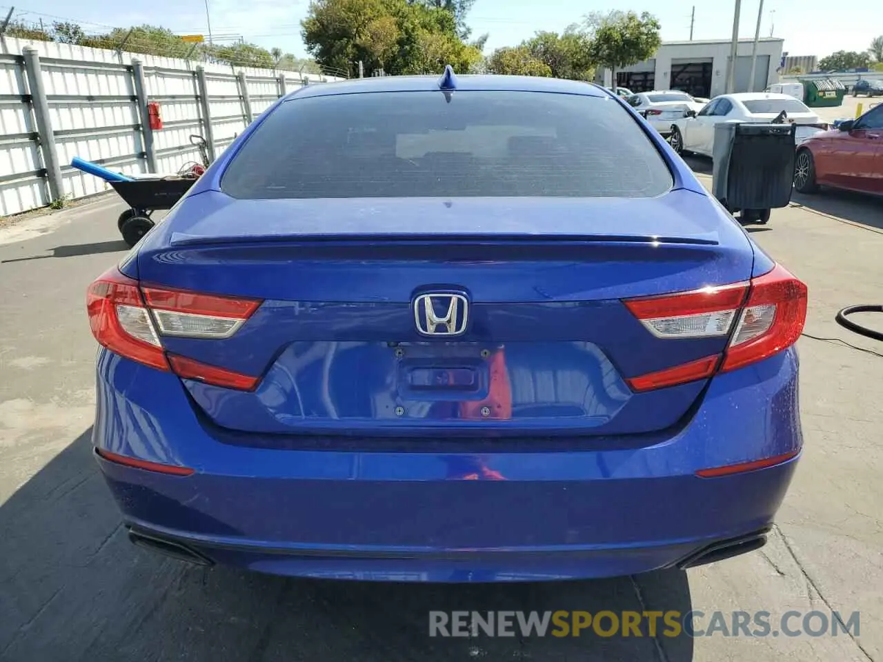 6 Photograph of a damaged car 1HGCV2F39LA009260 HONDA ACCORD 2020