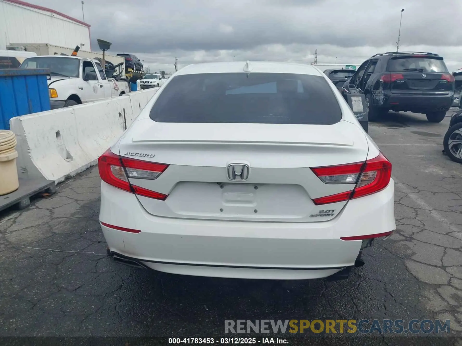 16 Photograph of a damaged car 1HGCV2F39LA012708 HONDA ACCORD 2020