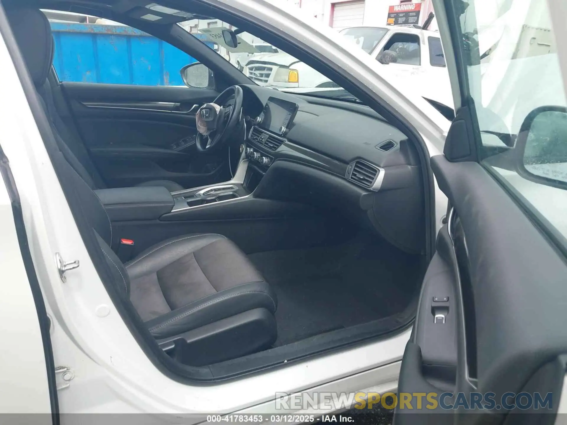 5 Photograph of a damaged car 1HGCV2F39LA012708 HONDA ACCORD 2020