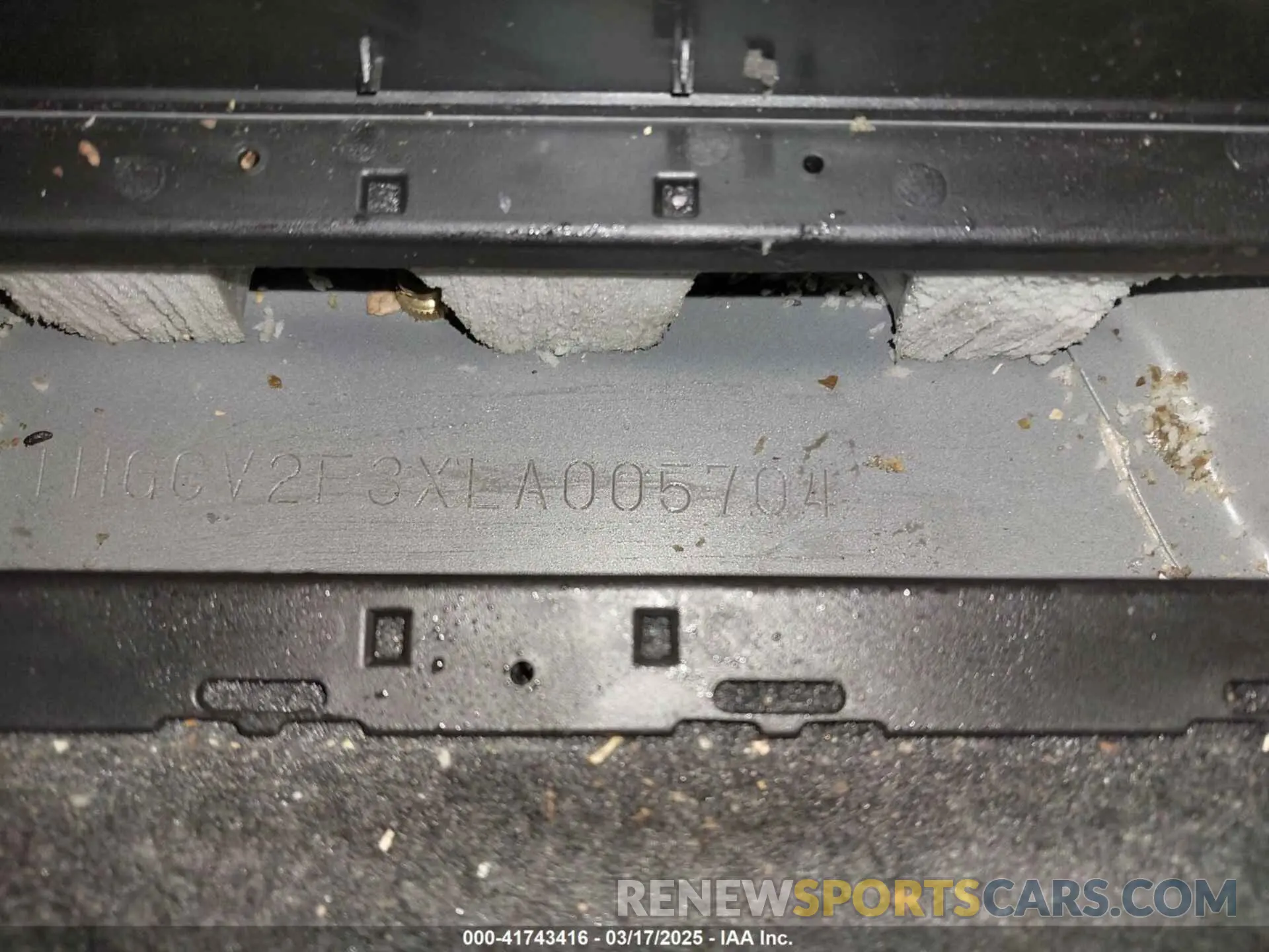9 Photograph of a damaged car 1HGCV2F3XLA005704 HONDA ACCORD 2020
