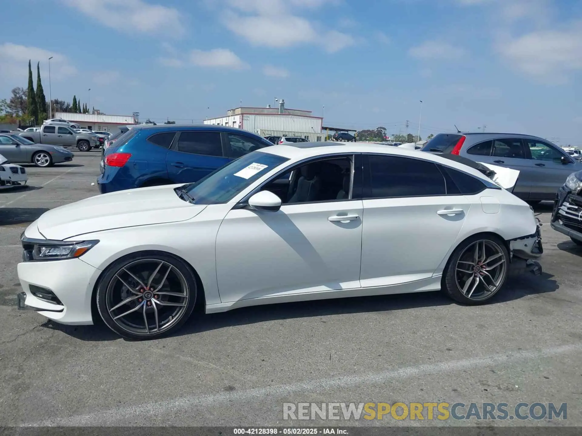 15 Photograph of a damaged car 1HGCV2F3XLA013575 HONDA ACCORD 2020