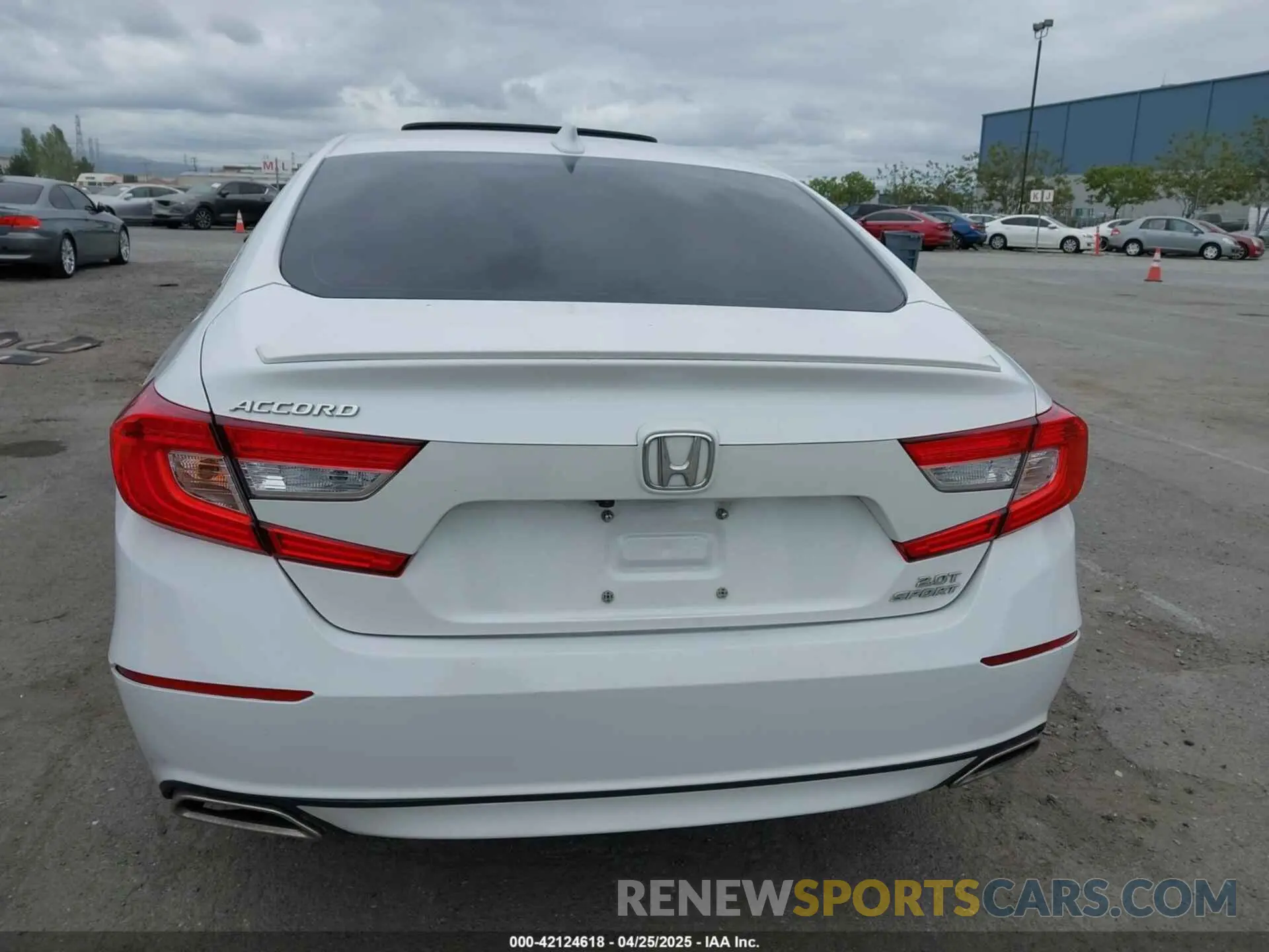 15 Photograph of a damaged car 1HGCV2F3XLA022129 HONDA ACCORD 2020