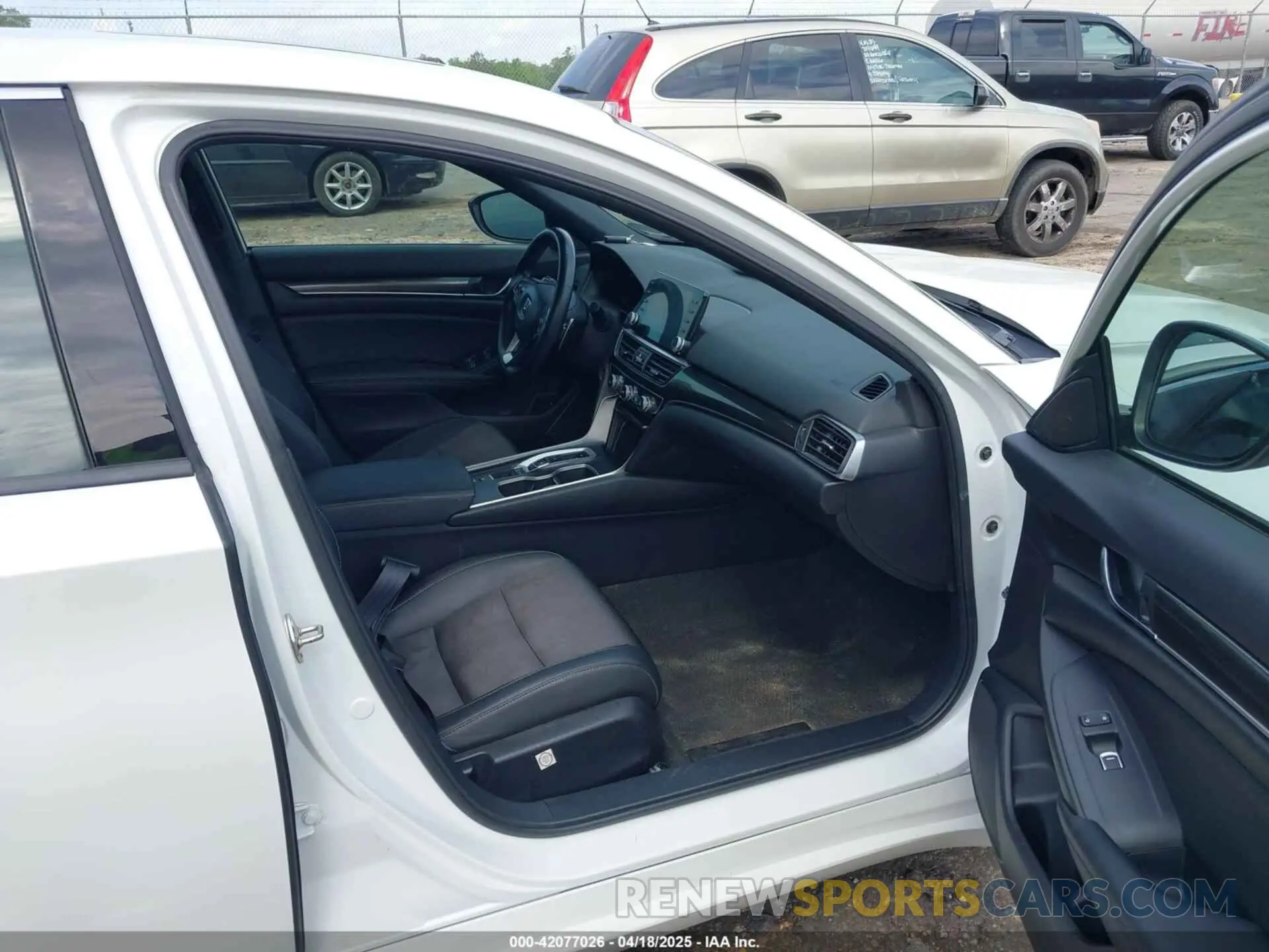 5 Photograph of a damaged car 1HGCV2F3XLA023409 HONDA ACCORD 2020