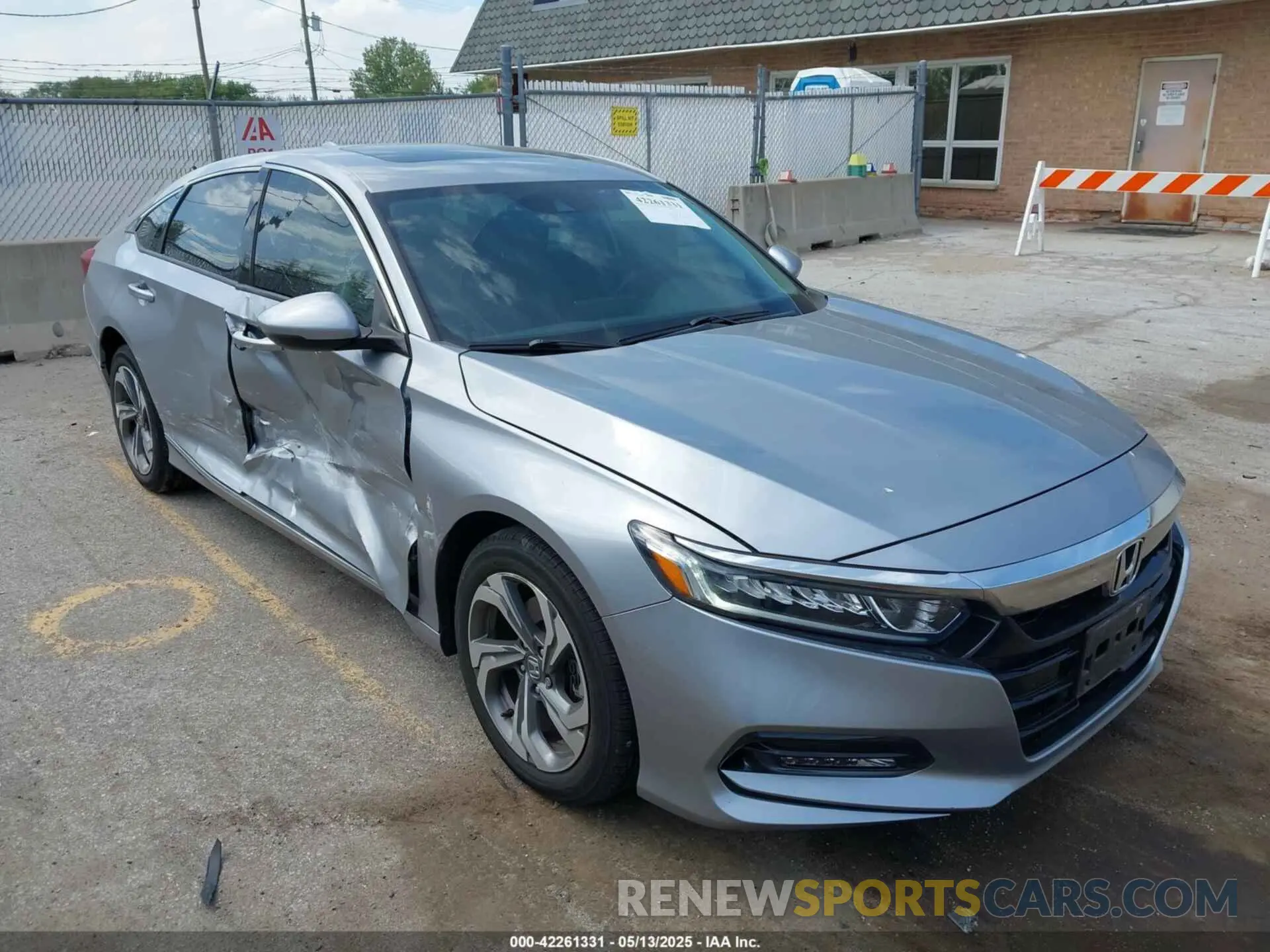 1 Photograph of a damaged car 1HGCV2F50LA004868 HONDA ACCORD 2020