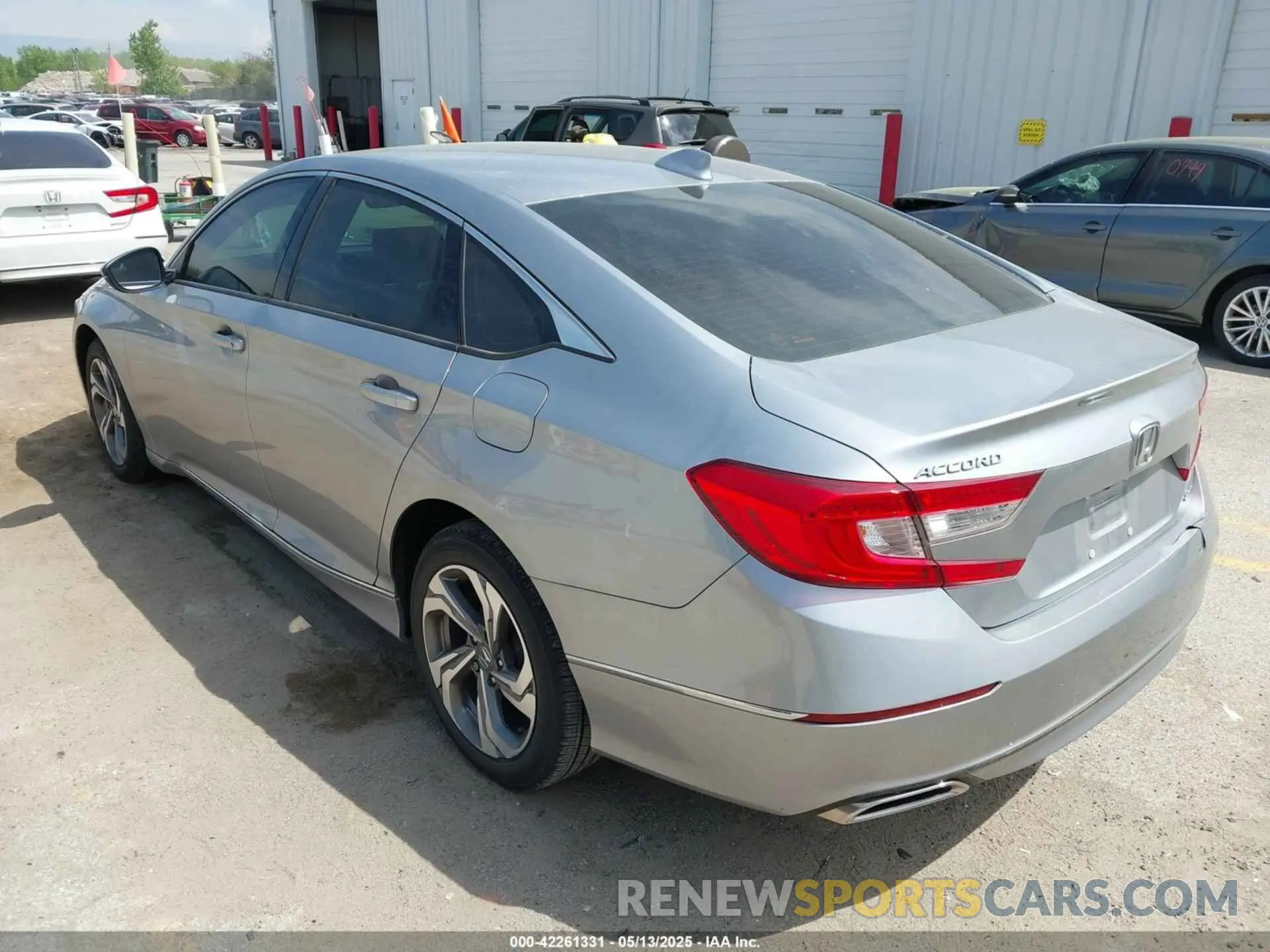 3 Photograph of a damaged car 1HGCV2F50LA004868 HONDA ACCORD 2020