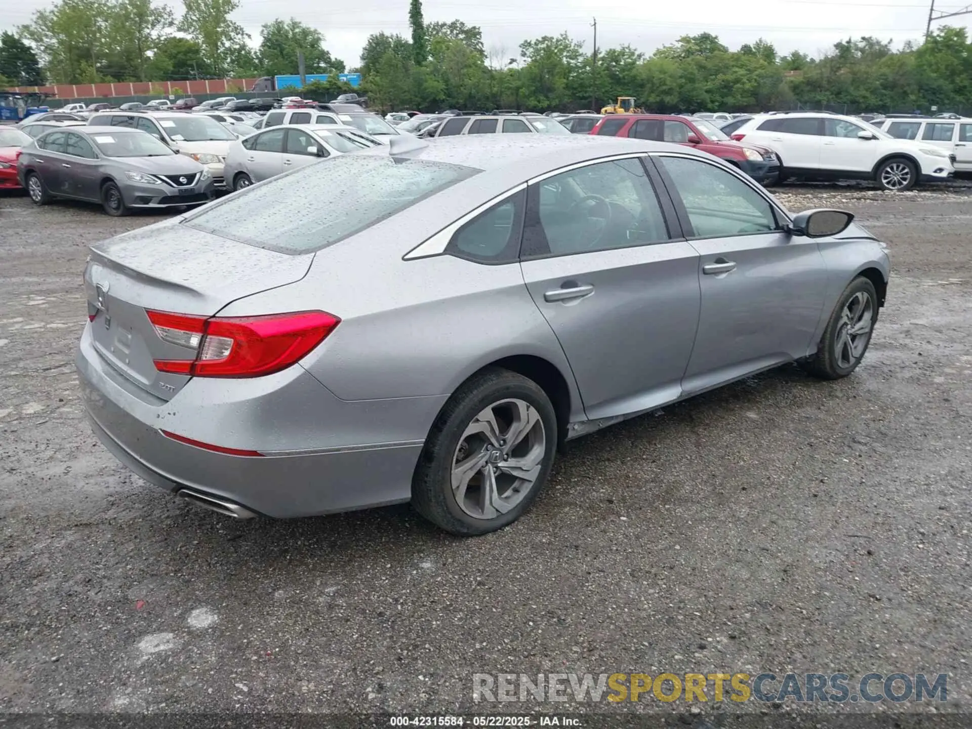 4 Photograph of a damaged car 1HGCV2F5XLA017174 HONDA ACCORD 2020