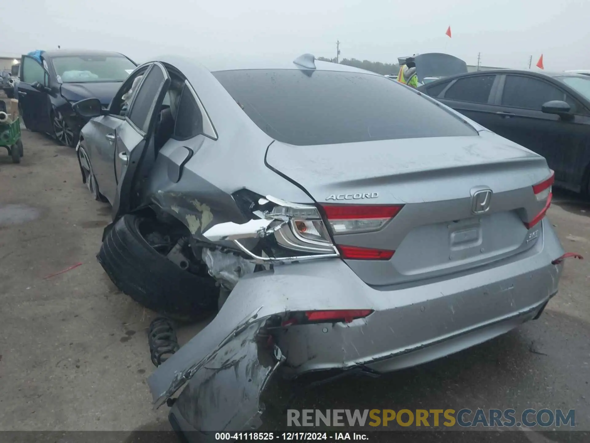 3 Photograph of a damaged car 1HGCV2F92LA006463 HONDA ACCORD 2020