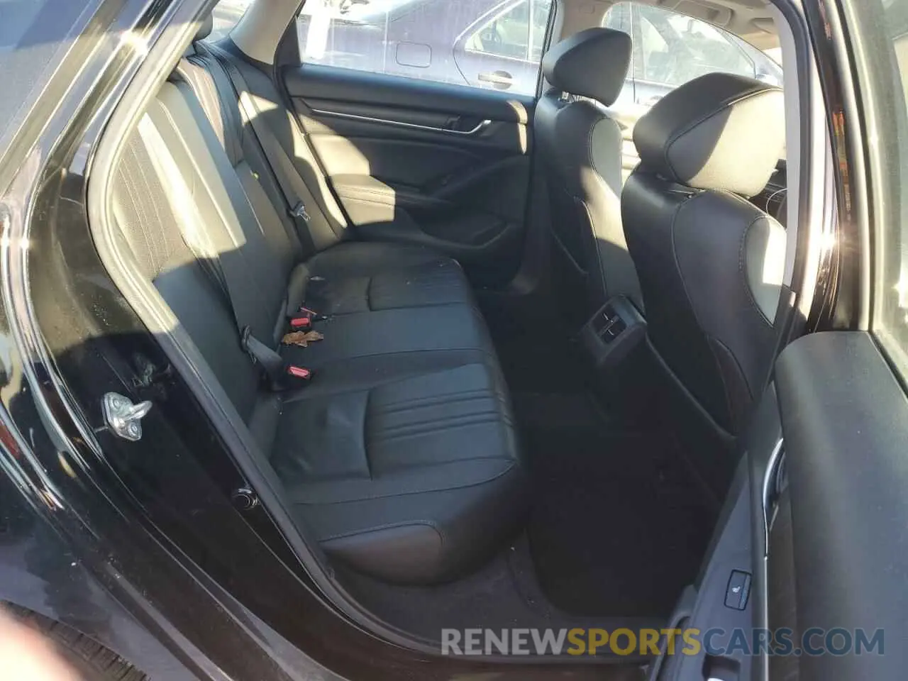 10 Photograph of a damaged car 1HGCV2F92LA030763 HONDA ACCORD 2020