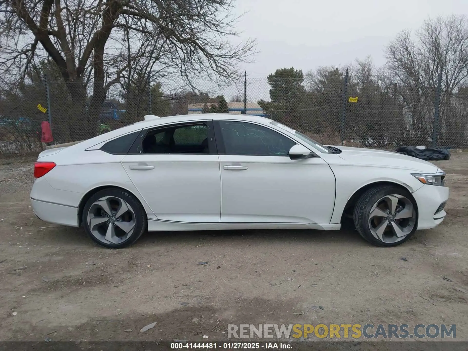 14 Photograph of a damaged car 1HGCV2F93LA004284 HONDA ACCORD 2020