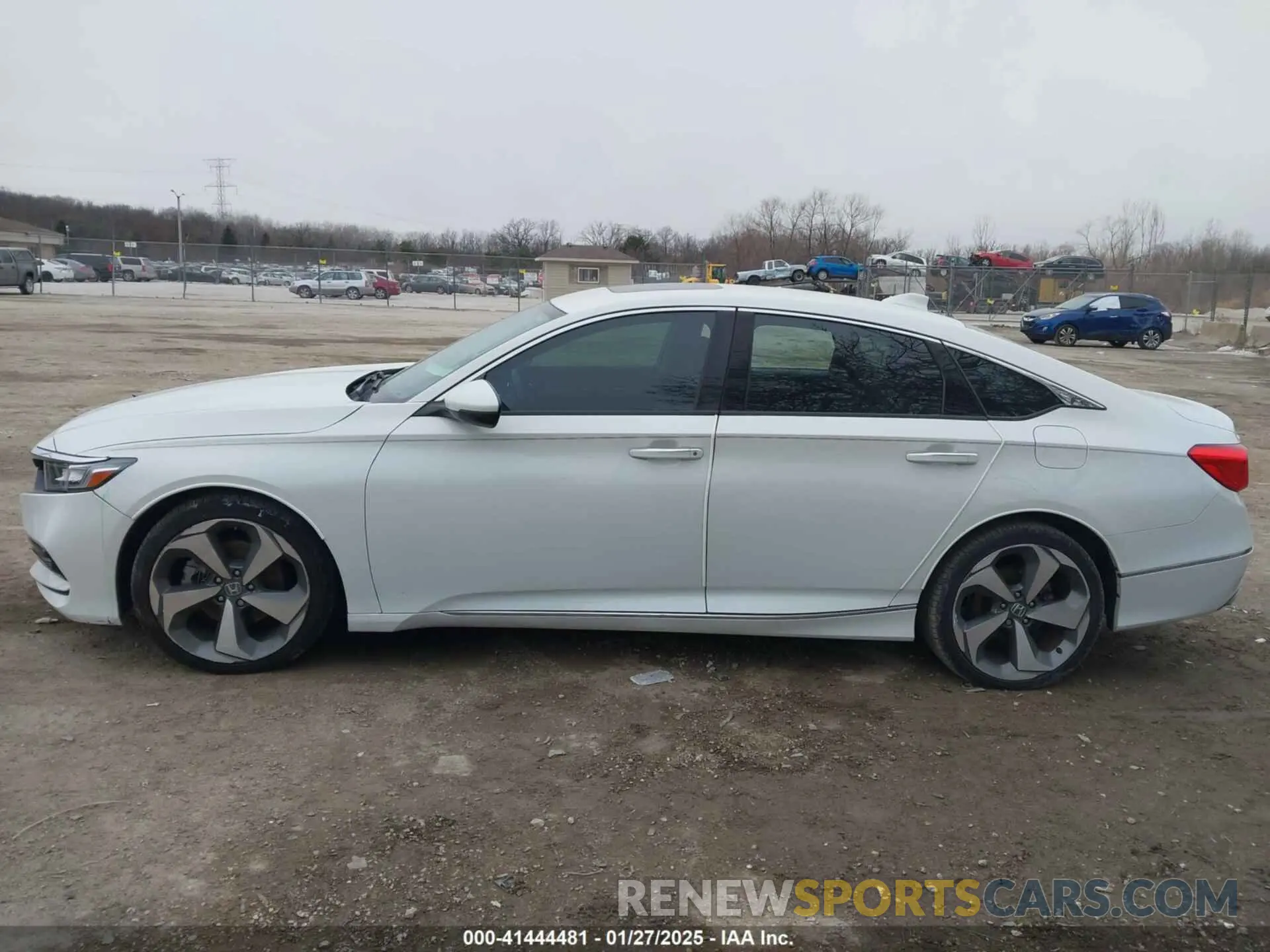 15 Photograph of a damaged car 1HGCV2F93LA004284 HONDA ACCORD 2020