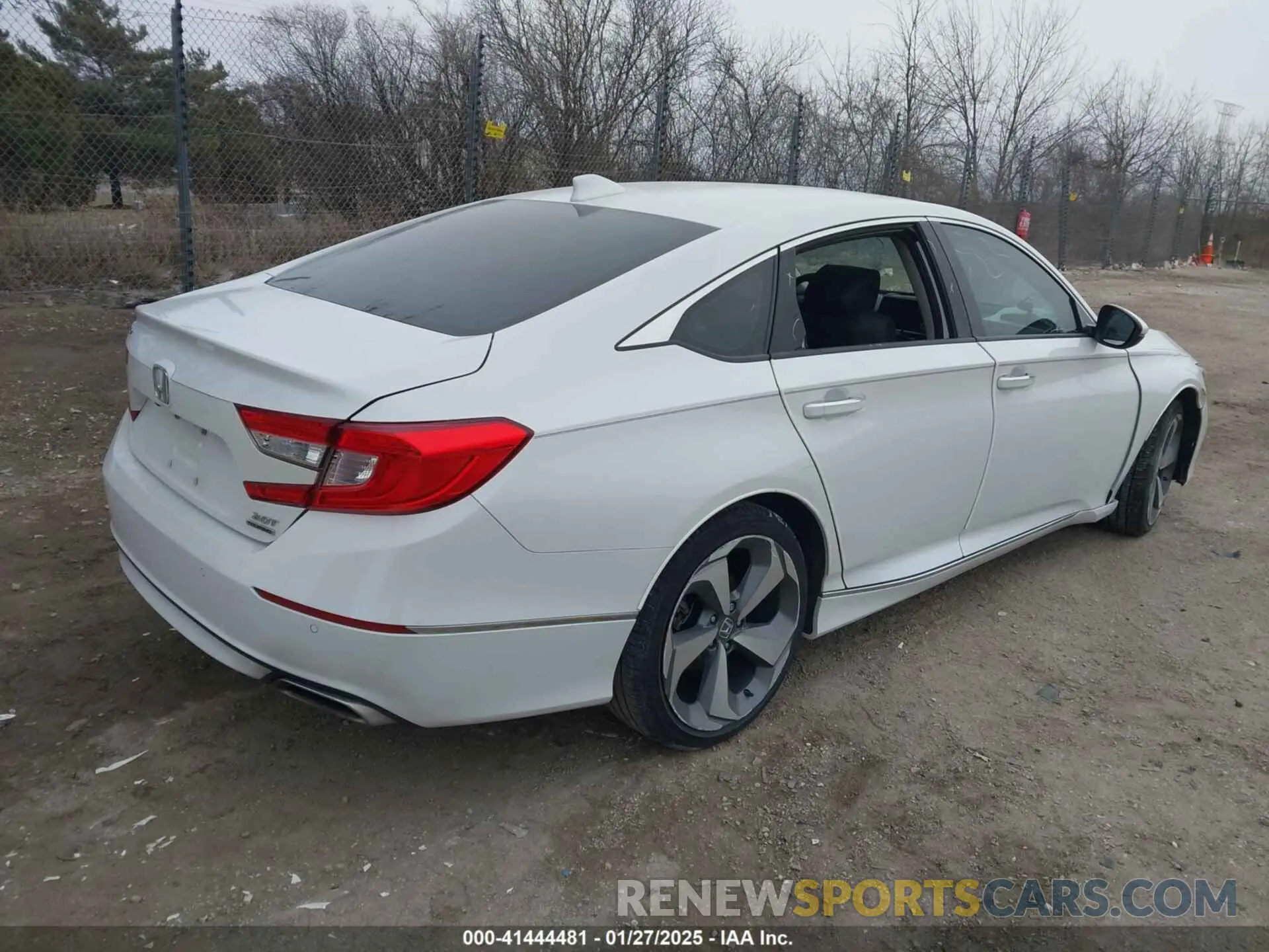 4 Photograph of a damaged car 1HGCV2F93LA004284 HONDA ACCORD 2020