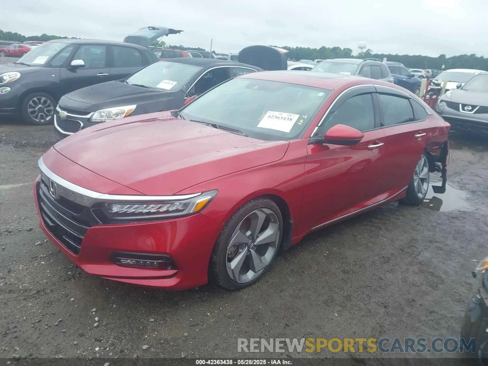 2 Photograph of a damaged car 1HGCV2F94LA021157 HONDA ACCORD 2020