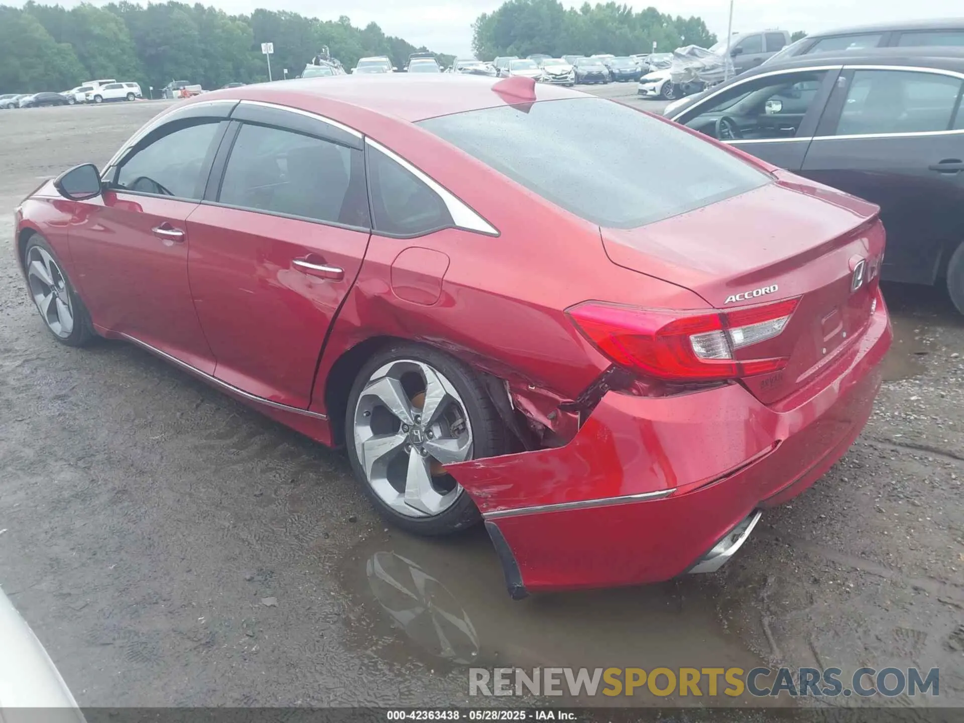 3 Photograph of a damaged car 1HGCV2F94LA021157 HONDA ACCORD 2020