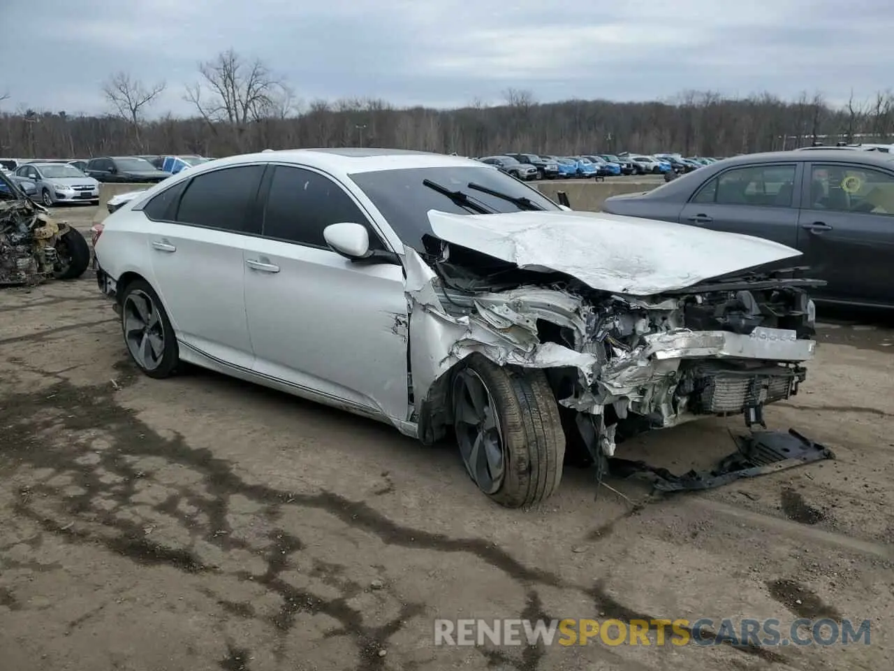 4 Photograph of a damaged car 1HGCV2F96LA011018 HONDA ACCORD 2020