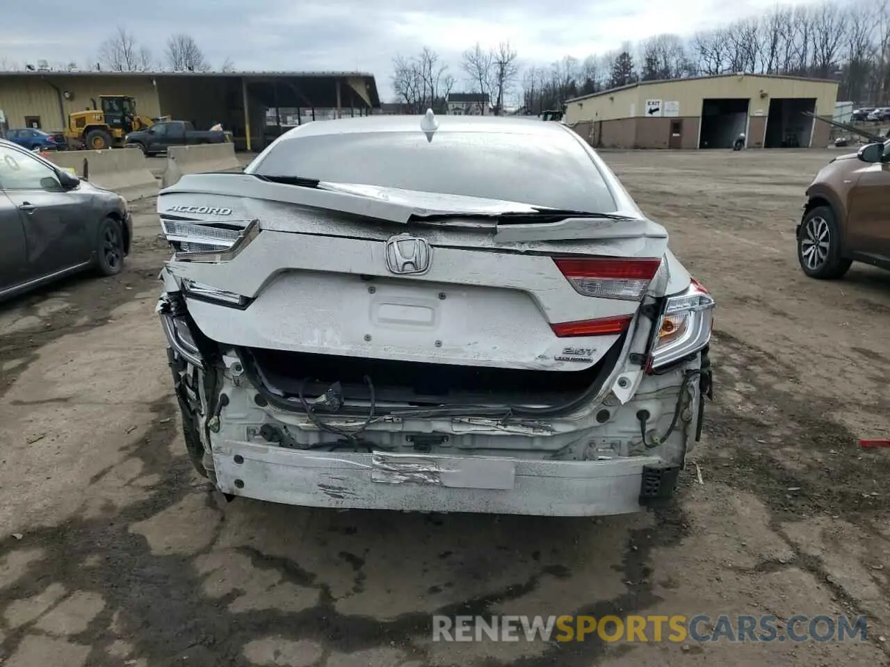 6 Photograph of a damaged car 1HGCV2F96LA011018 HONDA ACCORD 2020
