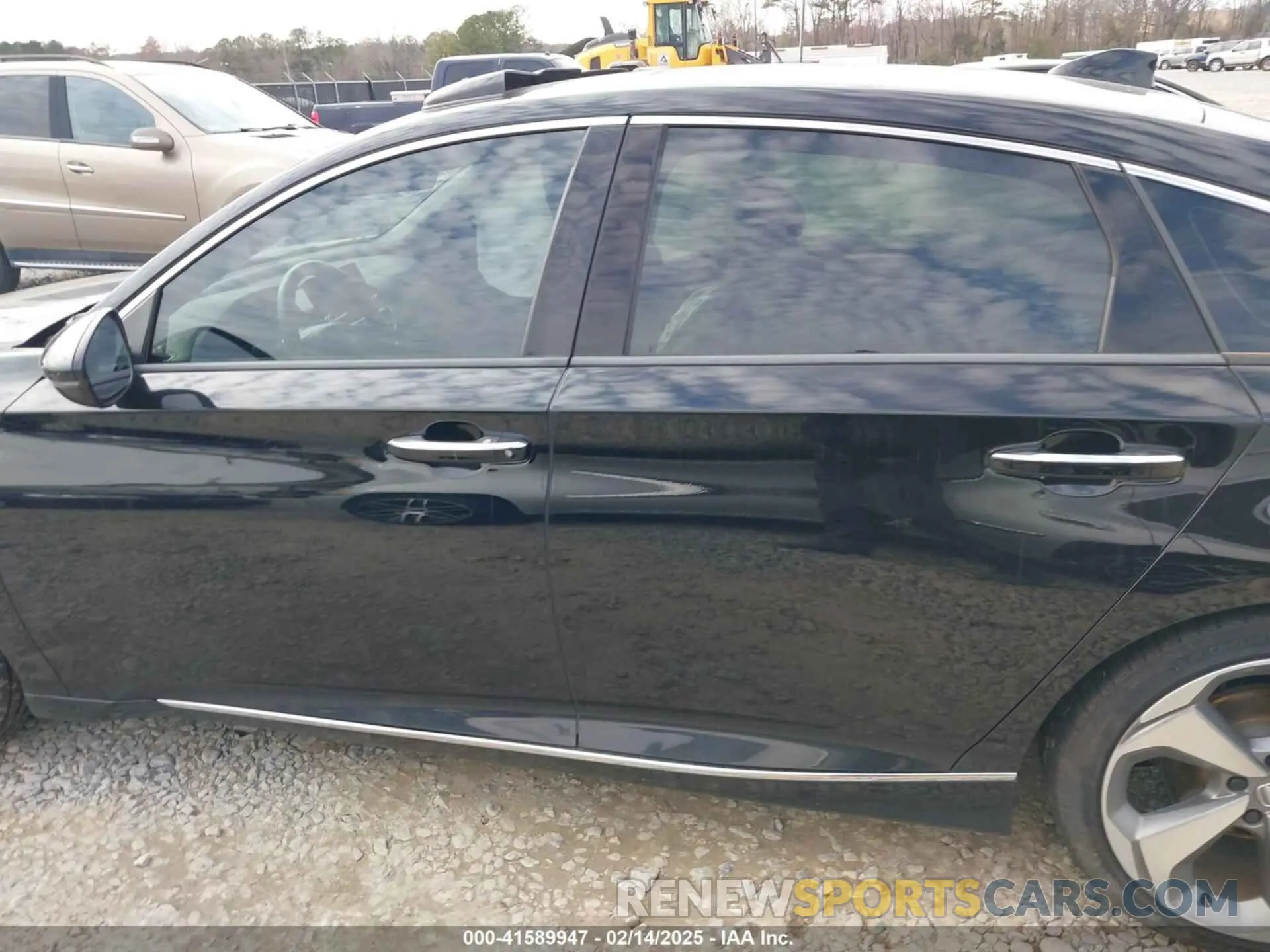 14 Photograph of a damaged car 1HGCV2F98LA014051 HONDA ACCORD 2020