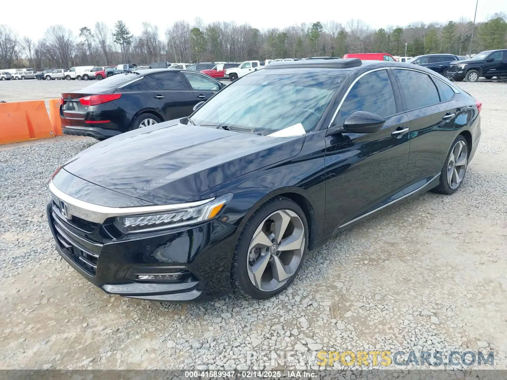 2 Photograph of a damaged car 1HGCV2F98LA014051 HONDA ACCORD 2020