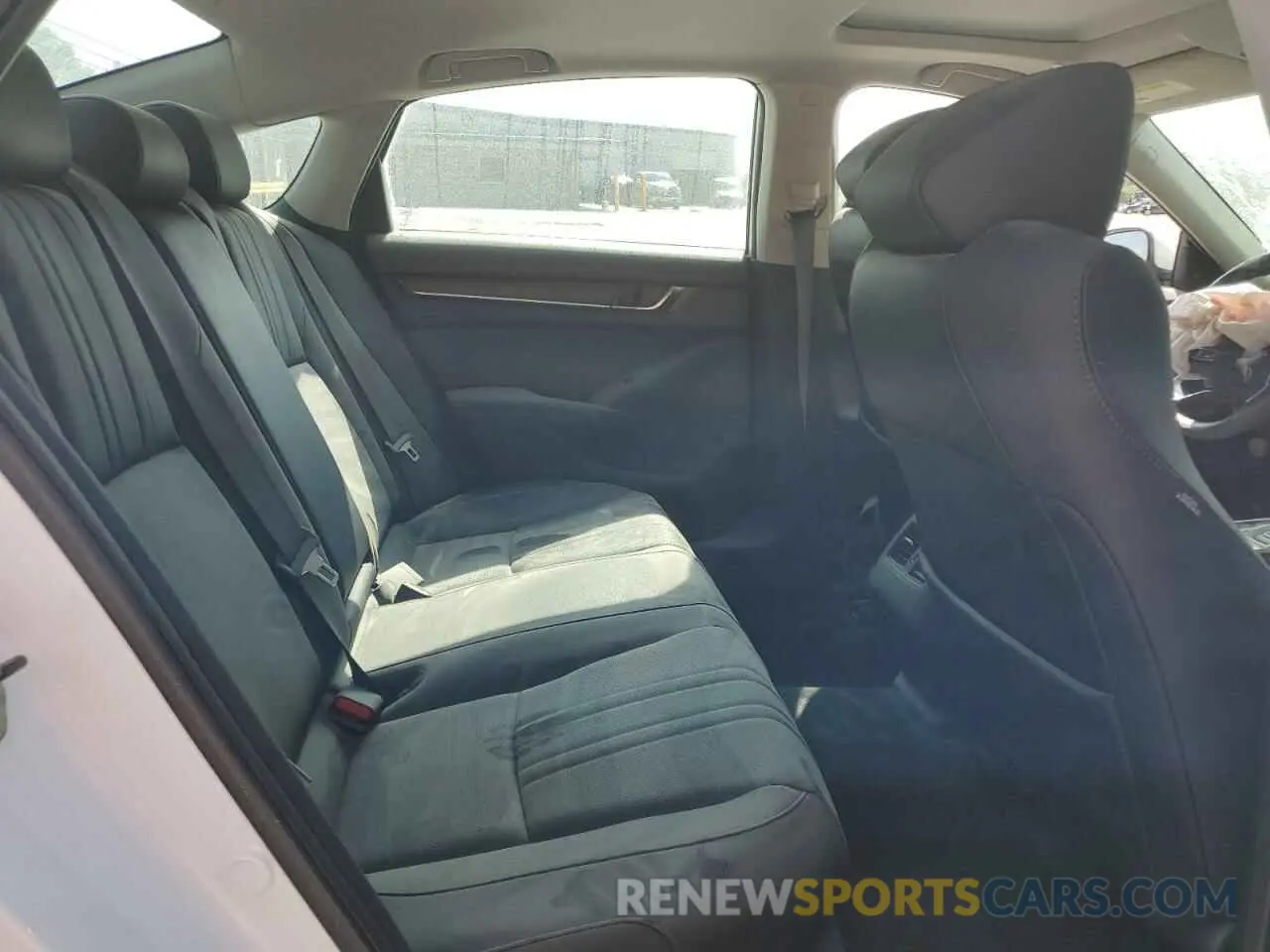 11 Photograph of a damaged car 1HGCV2F99LA012986 HONDA ACCORD 2020