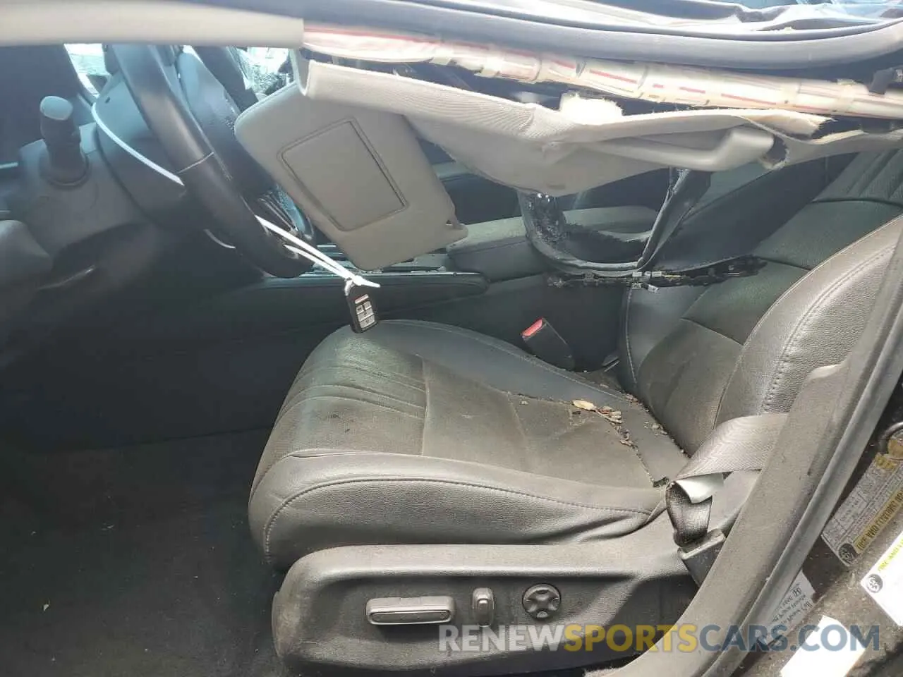 7 Photograph of a damaged car 1HGCV2F9XLA017050 HONDA ACCORD 2020