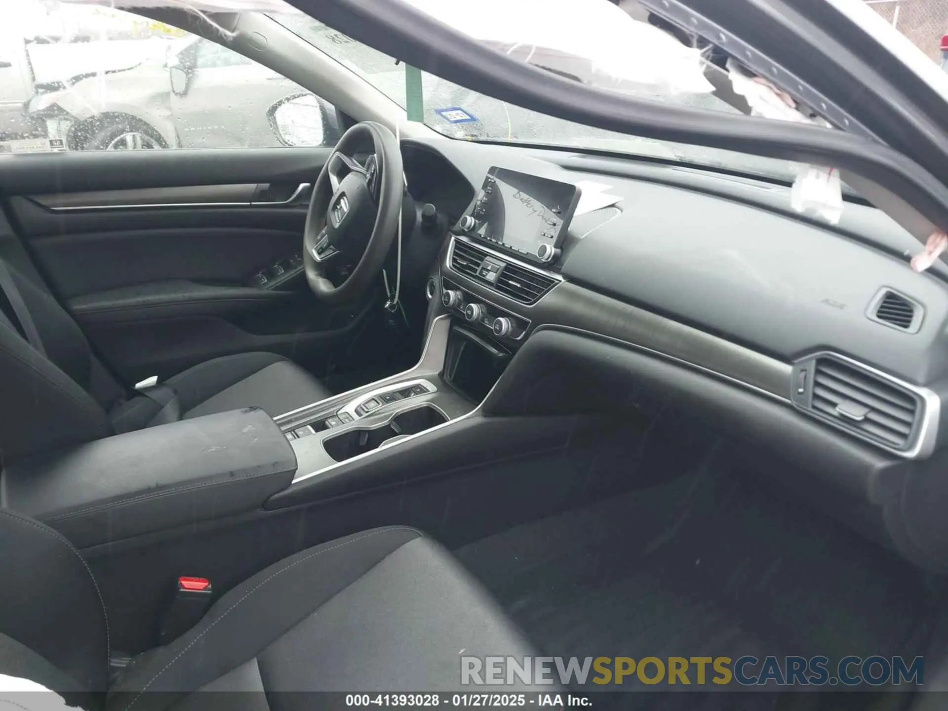 5 Photograph of a damaged car 1HGCV3F17LA015904 HONDA ACCORD 2020